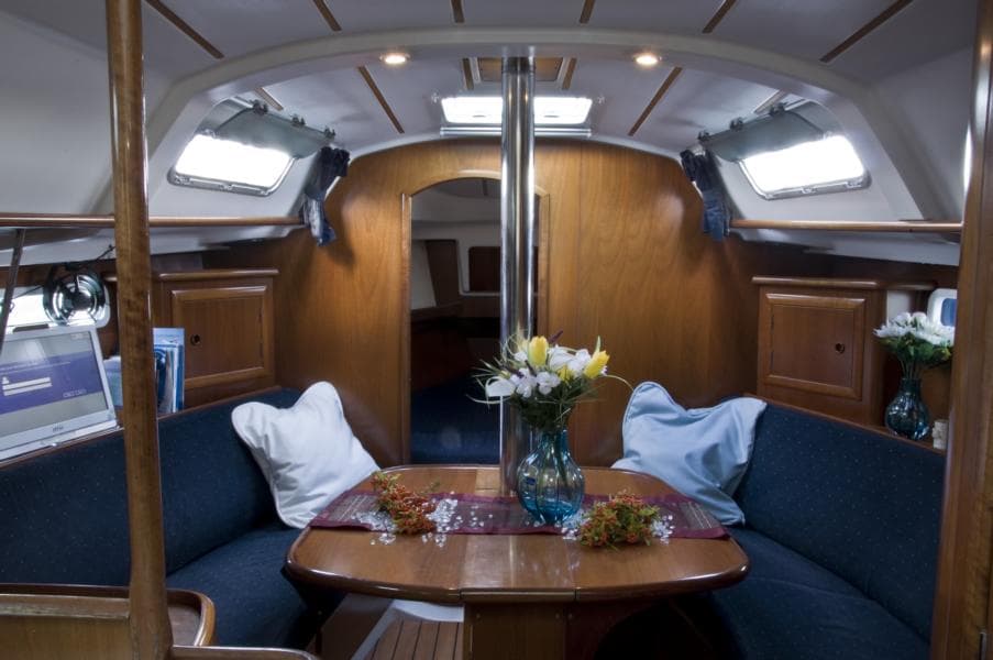 Beneteau Oceanis 331 SY Romantika – bilde 4 av 10