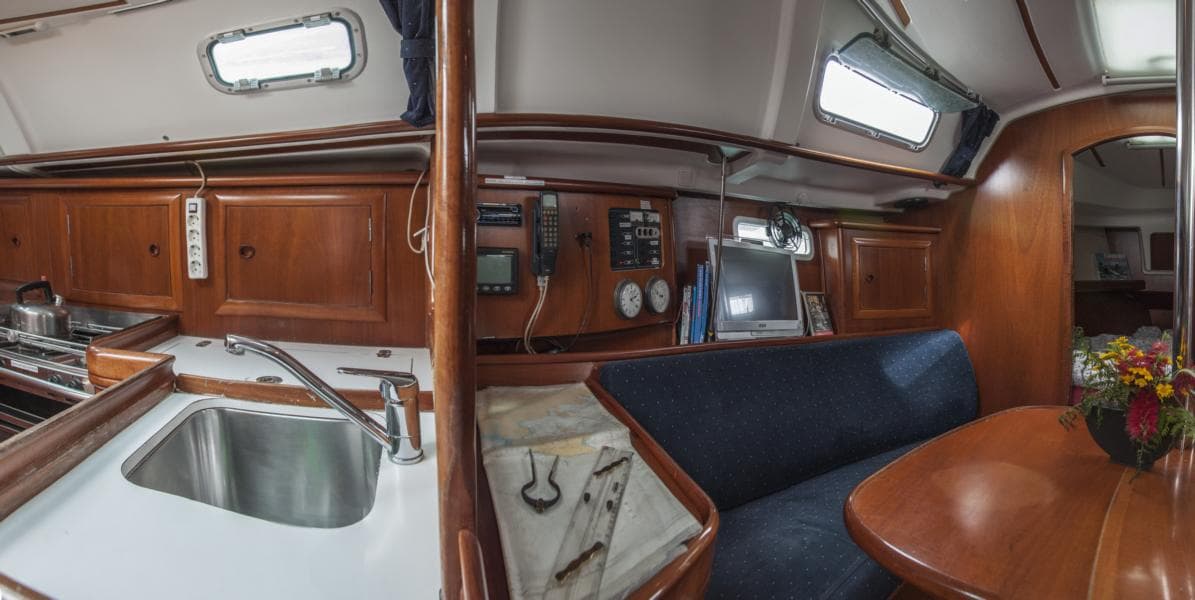Beneteau Oceanis 331 SY Romantika – bilde 5 av 10