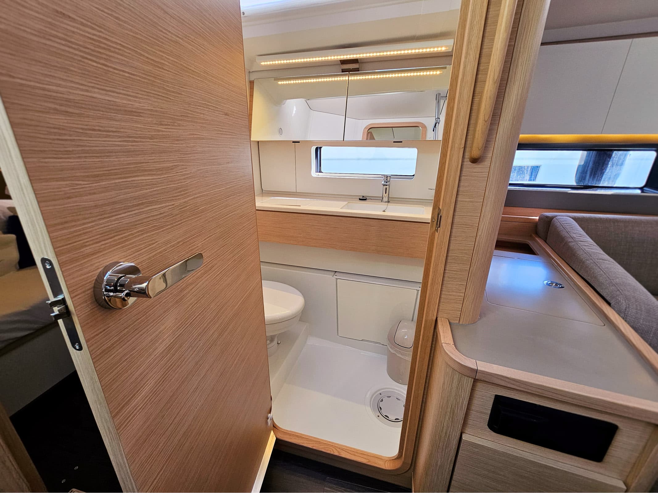 Dufour 44 Furioso – bilde 2 av 121