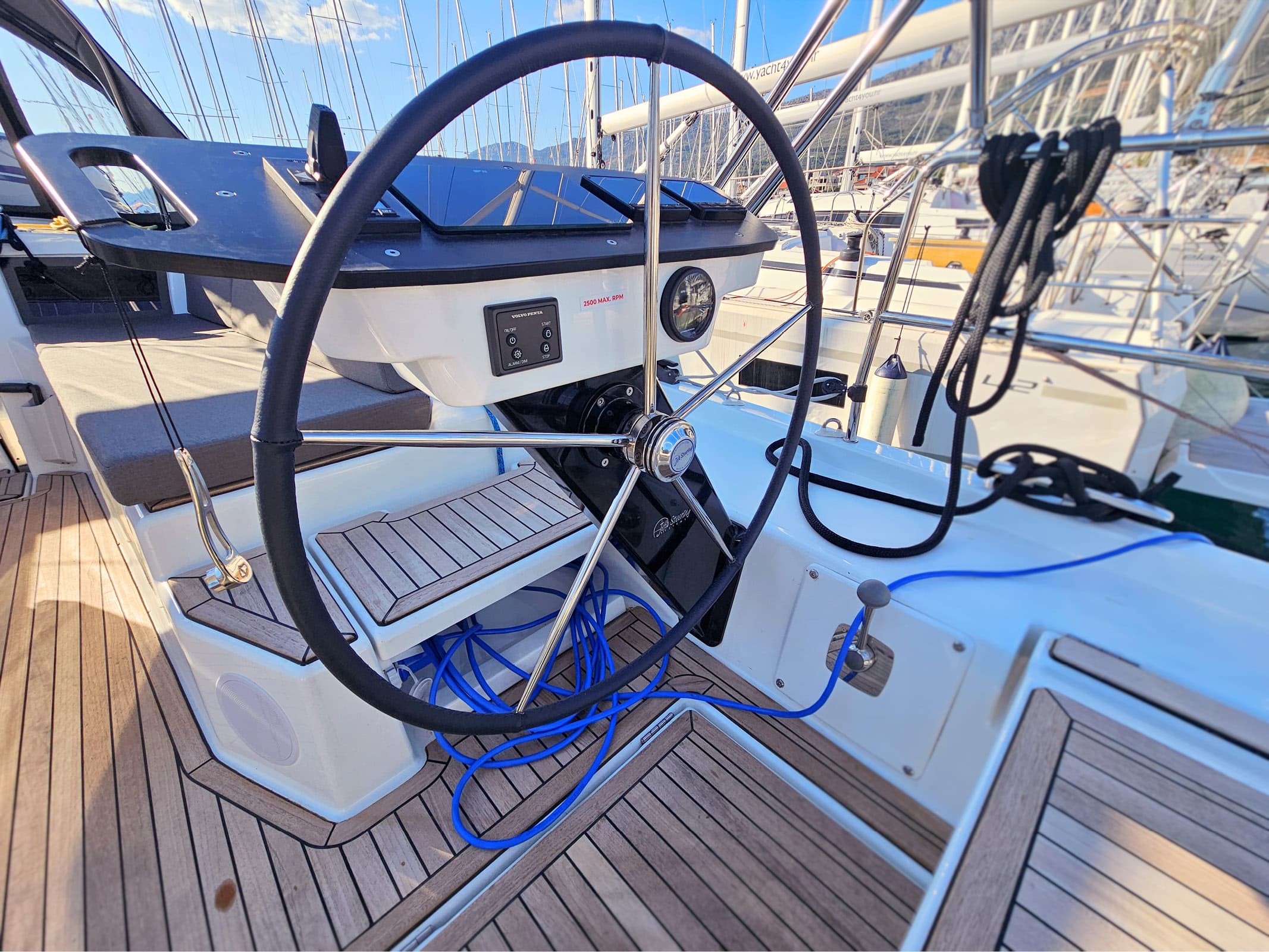 Dufour 44 Virtuoso – bilde 5 av 123