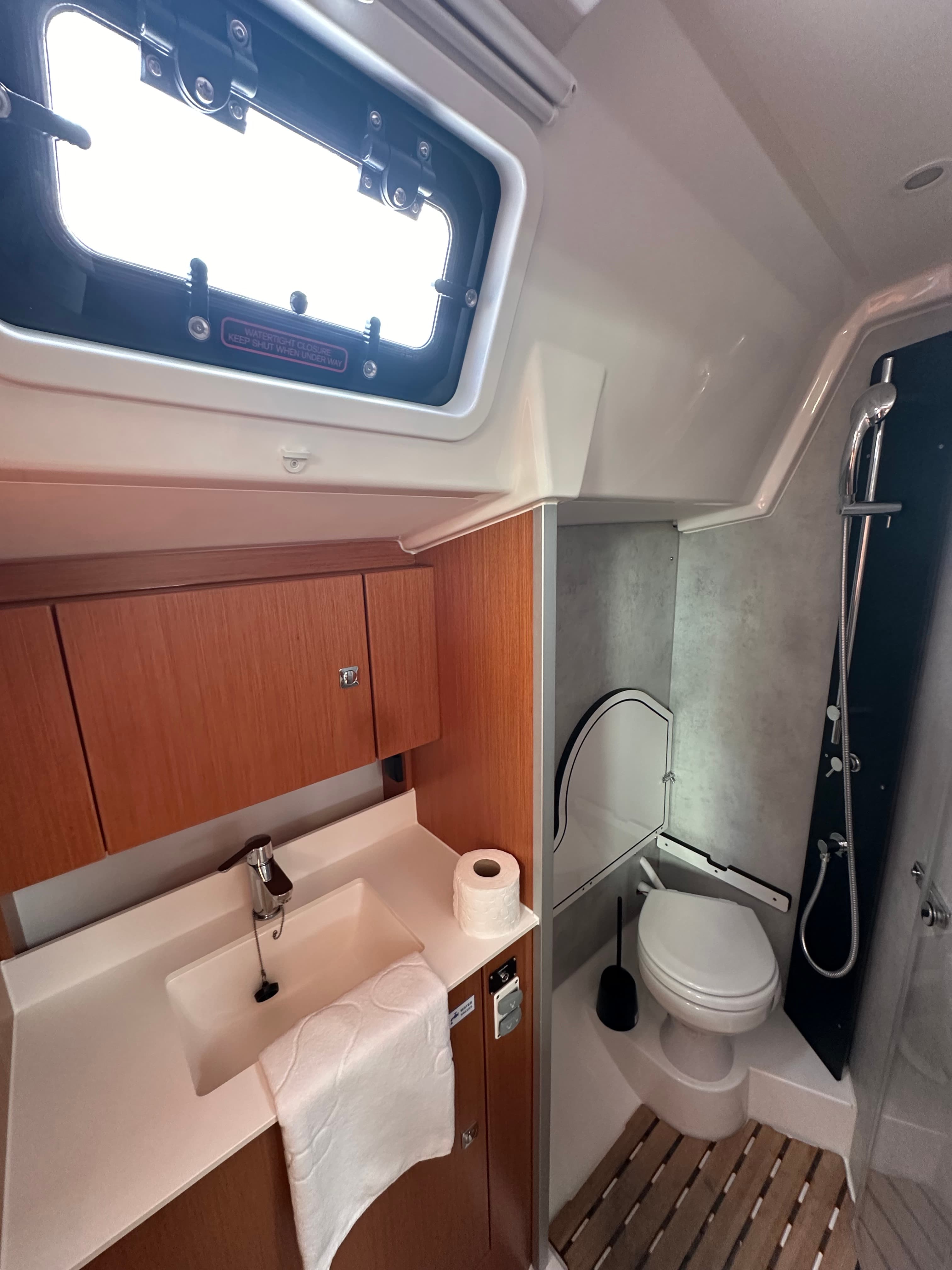 Bavaria C38 Surf Point – bilde 5 av 18
