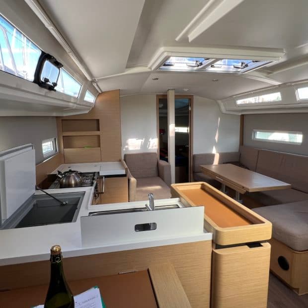 Jeanneau Sun Odyssey 410 Tuatha de Artaios – bilde 4 av 6