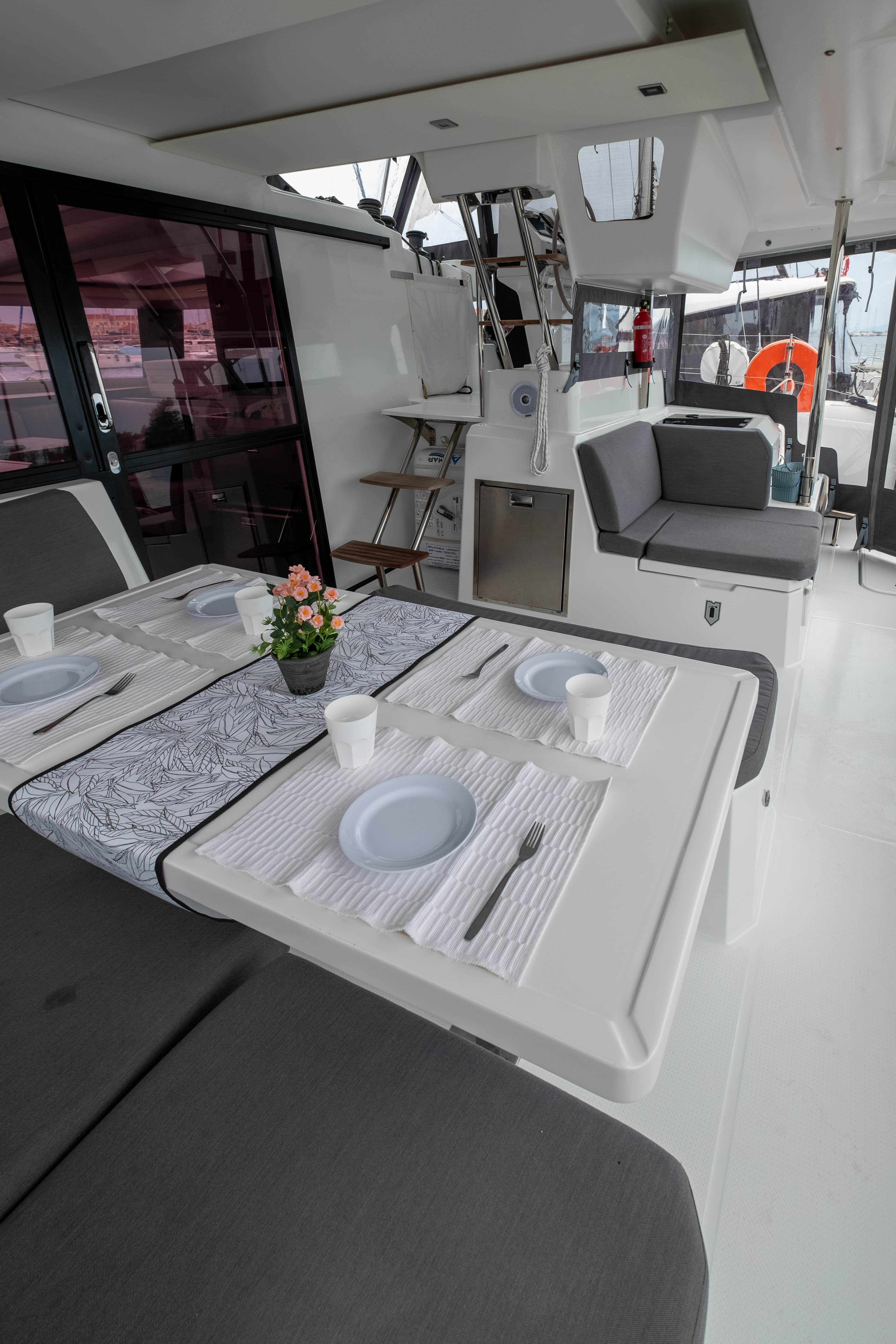 Fountaine Pajot Astréa 42 Orestes – bilde 2 av 43