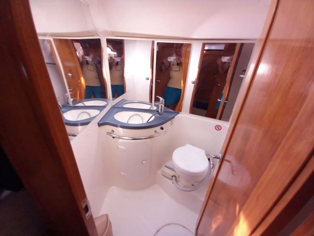 Bavaria 42 Okeanis S – bilde 5 av 6