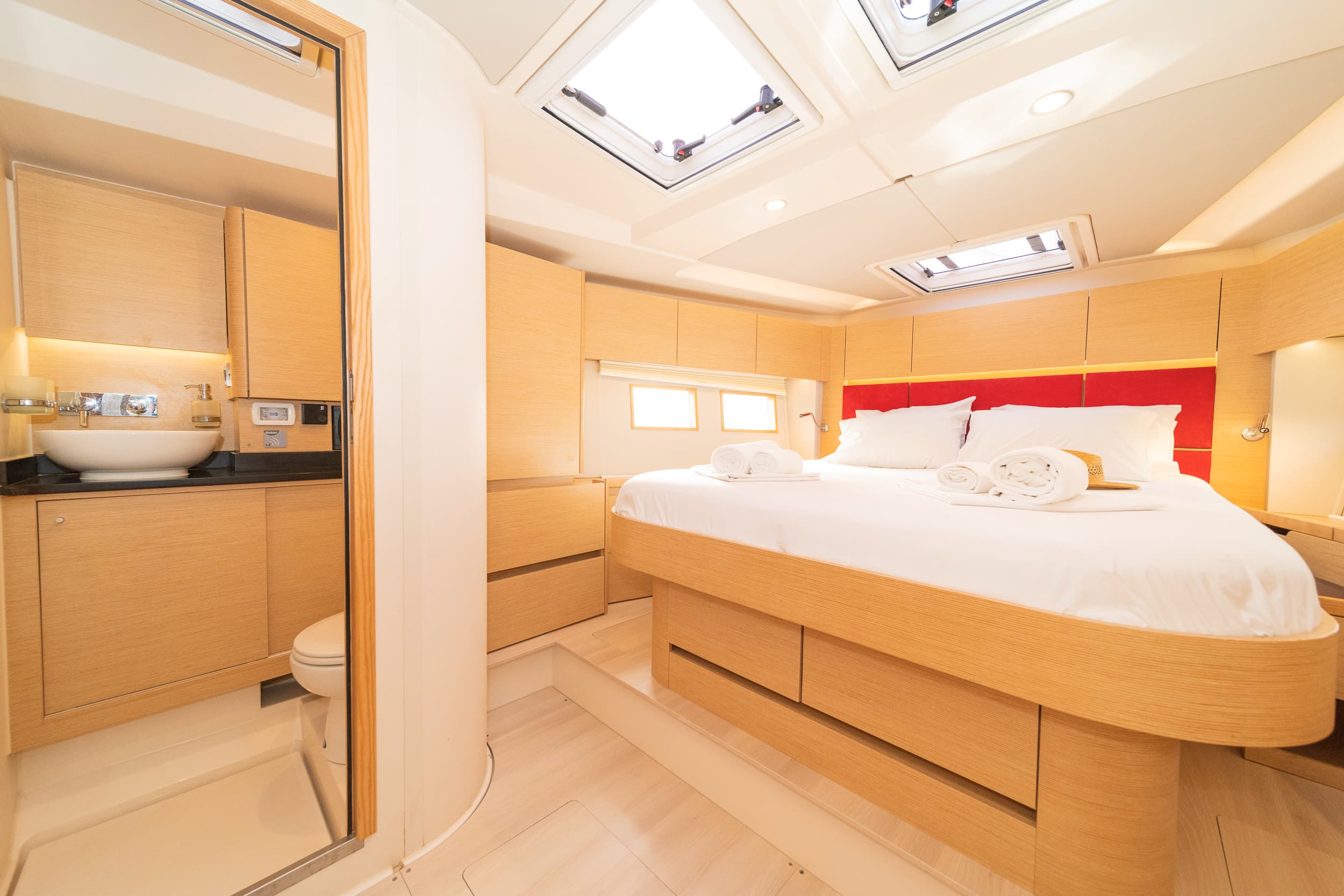 Hanse 588 Amadea (ONLY SKIPPERED) – bilde 2 av 22