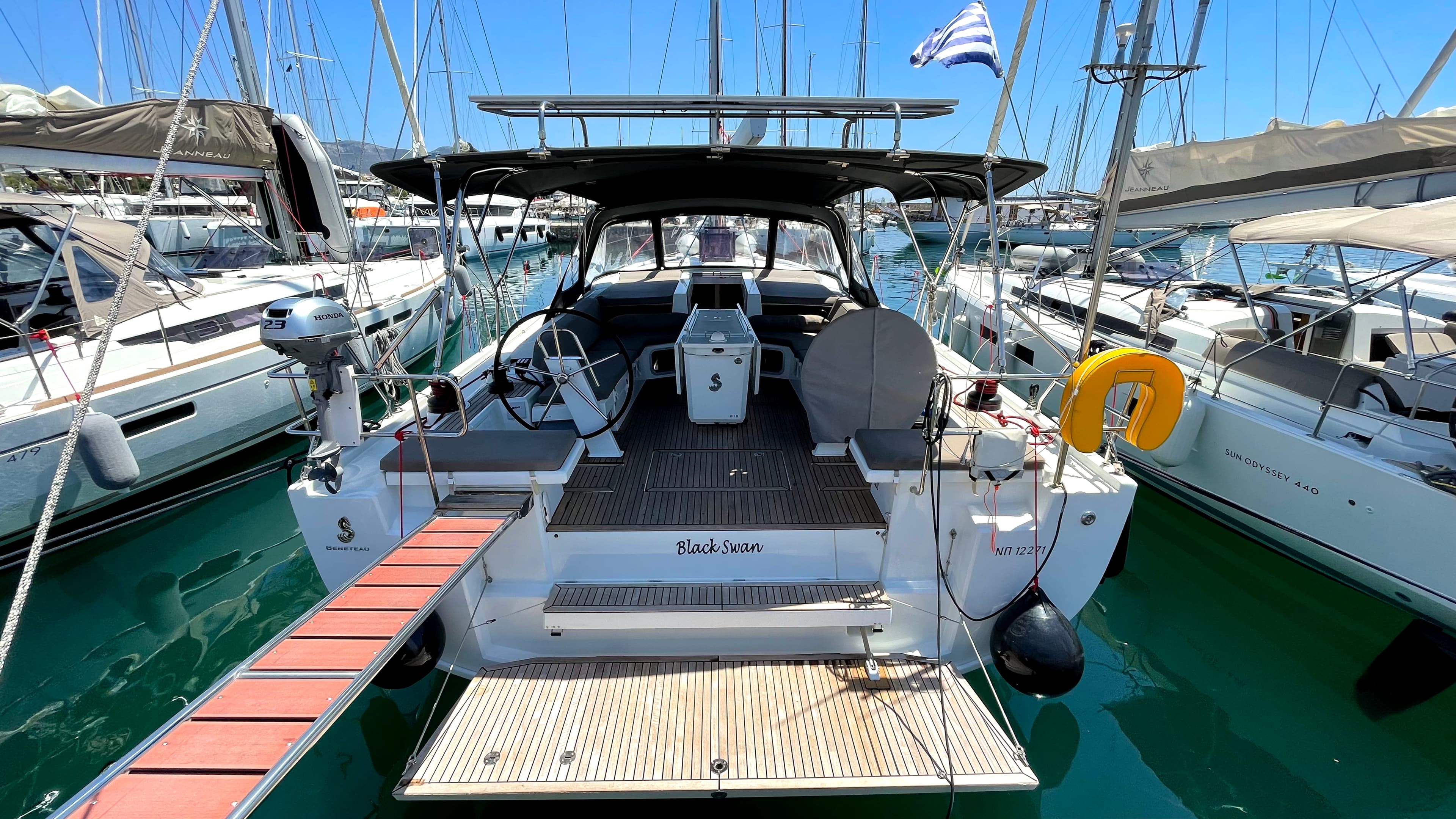 Beneteau Oceanis 51.1 Black Swan (A/C - Generator - 12 pax) – bilde 3 av 19