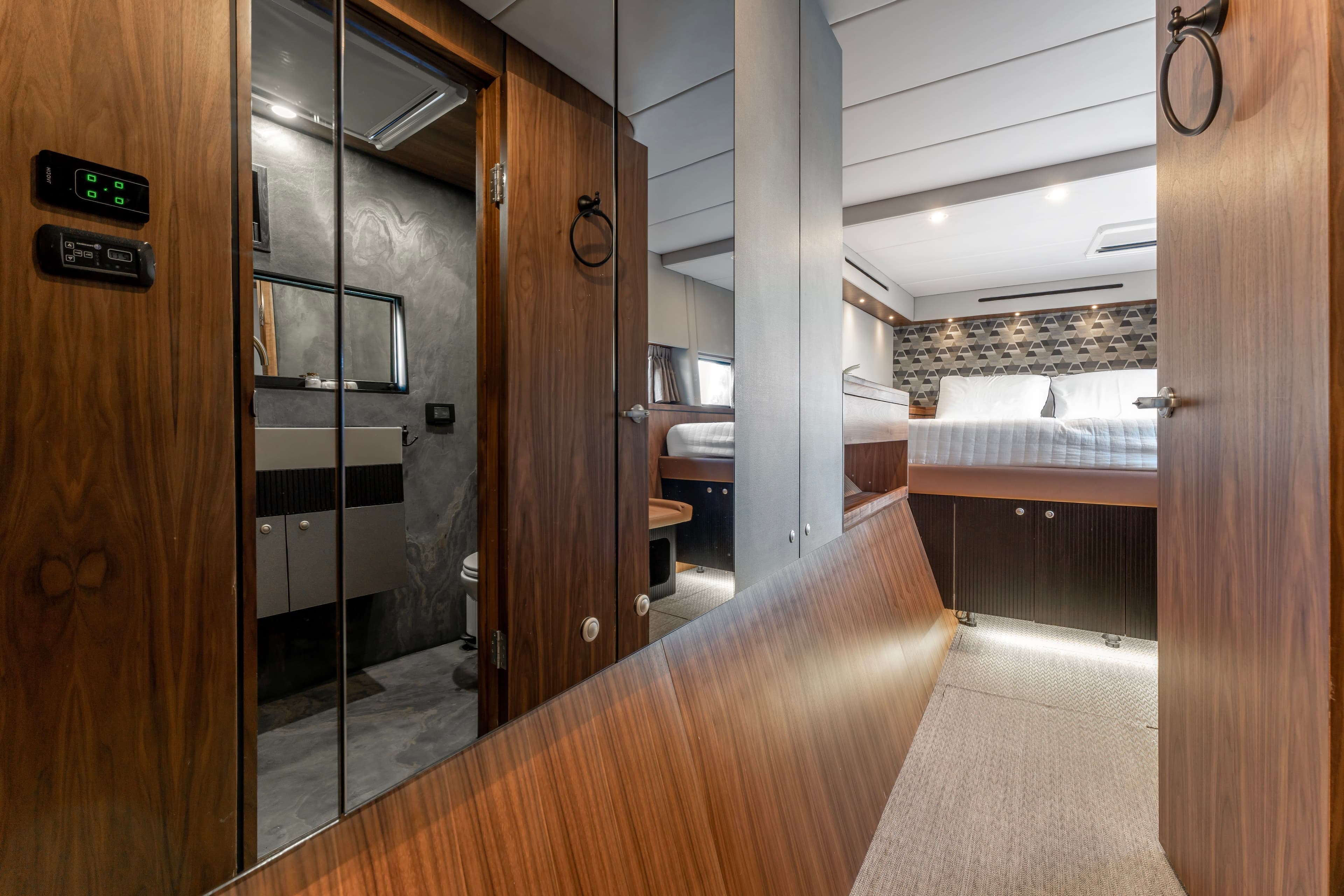 Catamaran HANI I – bilde 2 av 20