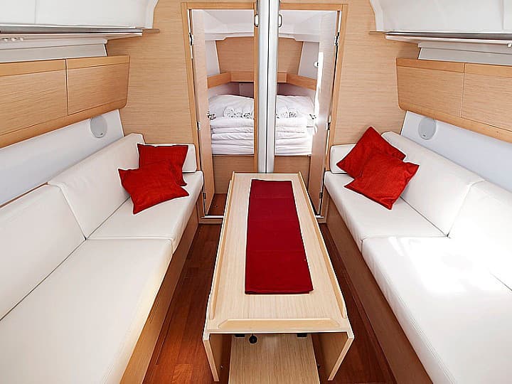 Beneteau First 35 Rhea – bilde 5 av 9