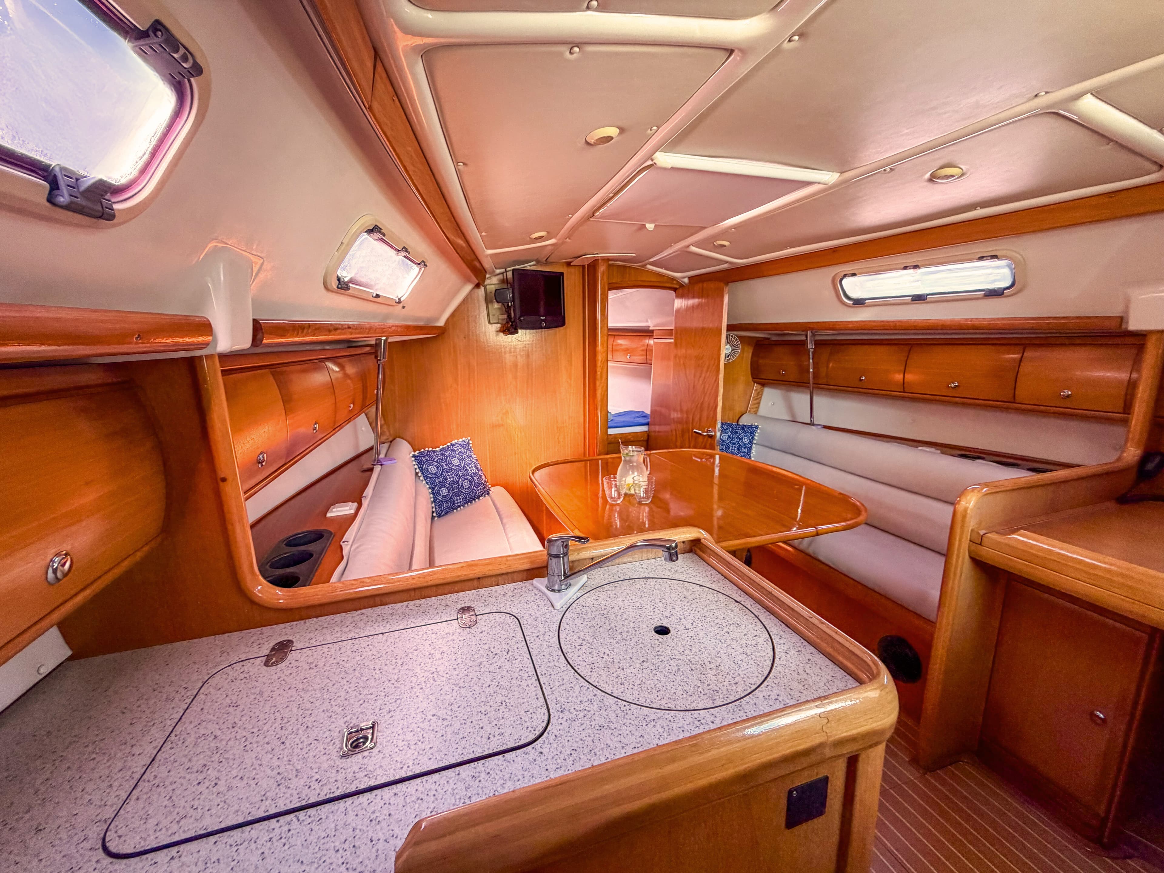 Bavaria Cruiser 32 LILA – bilde 5 av 11