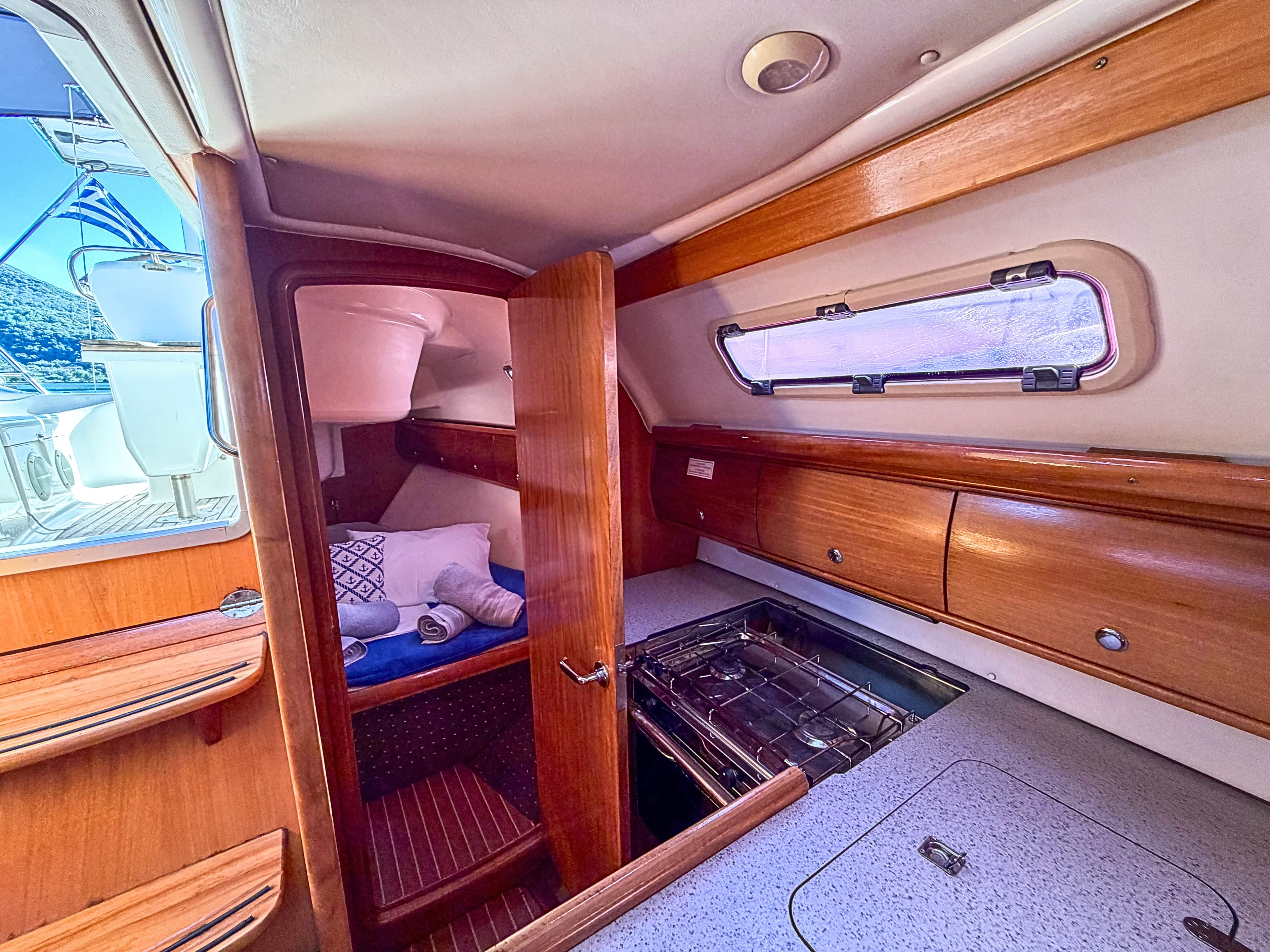 Bavaria Cruiser 32 LILA – bilde 3 av 11
