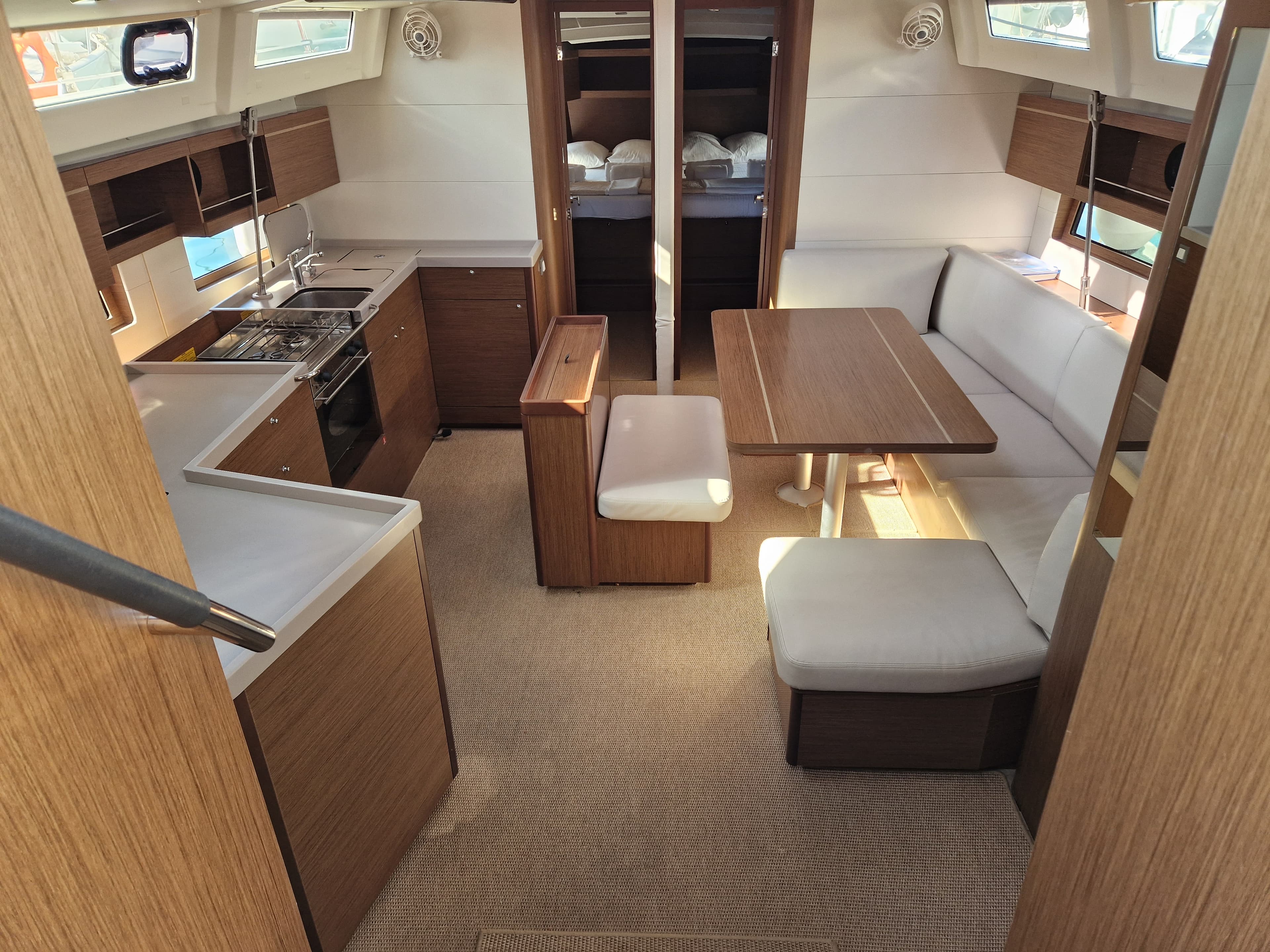 Beneteau Oceanis 46.1 Athanasia – bilde 2 av 6