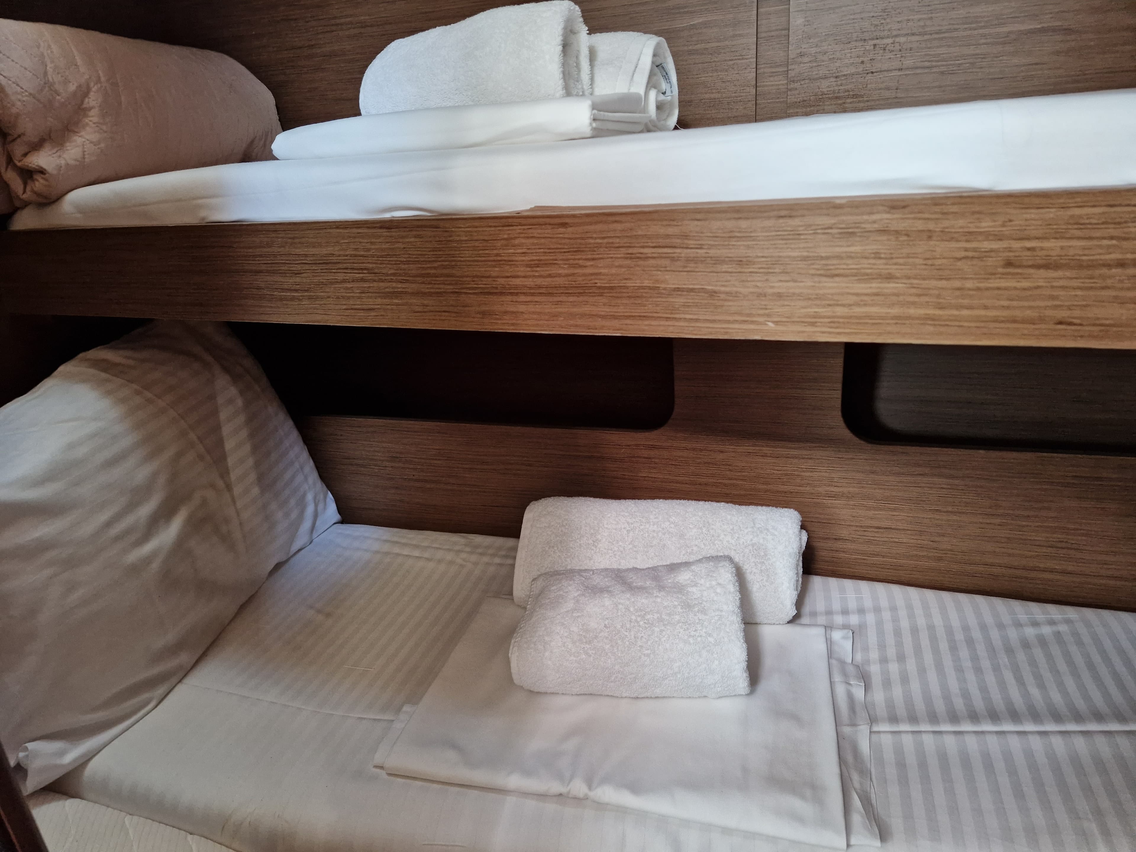 Beneteau Oceanis 46.1 Athanasia – bilde 5 av 6