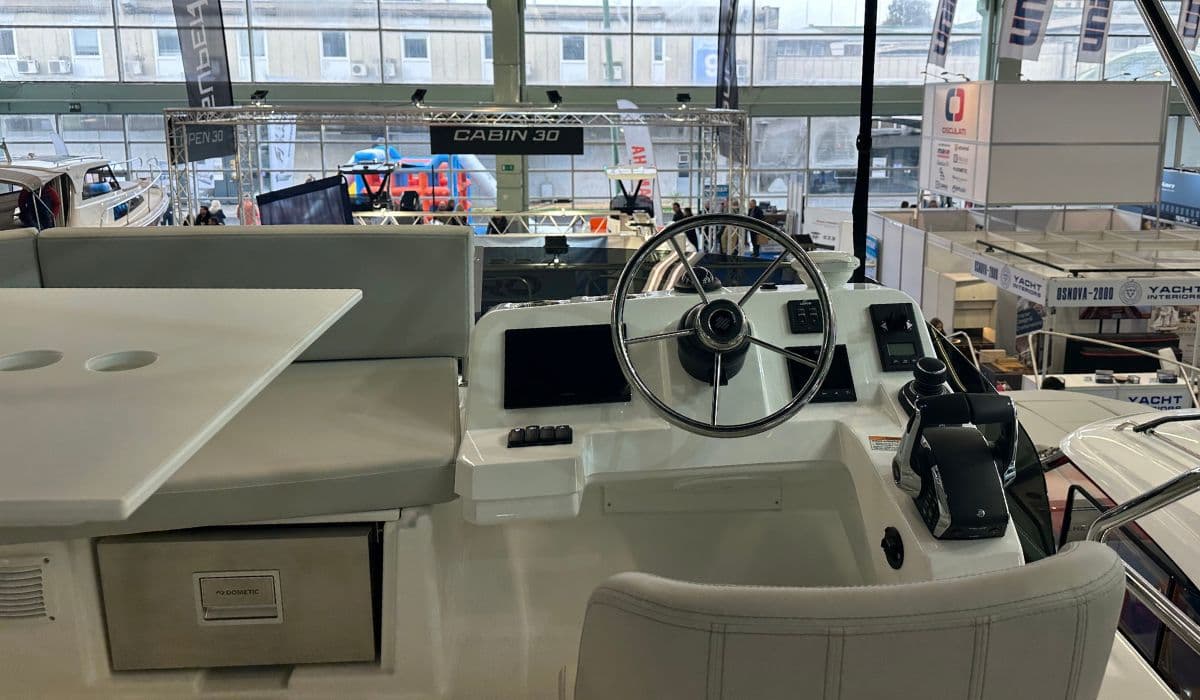 Beneteau Antares 11 Fly NO NAME – bilde 3 av 15