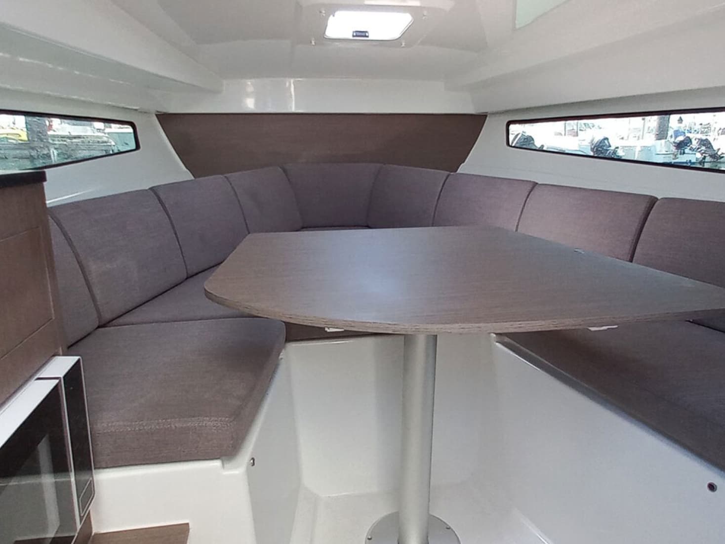 Beneteau Flyer 8 SUNdeck Beneteau 8 – bilde 4 av 7