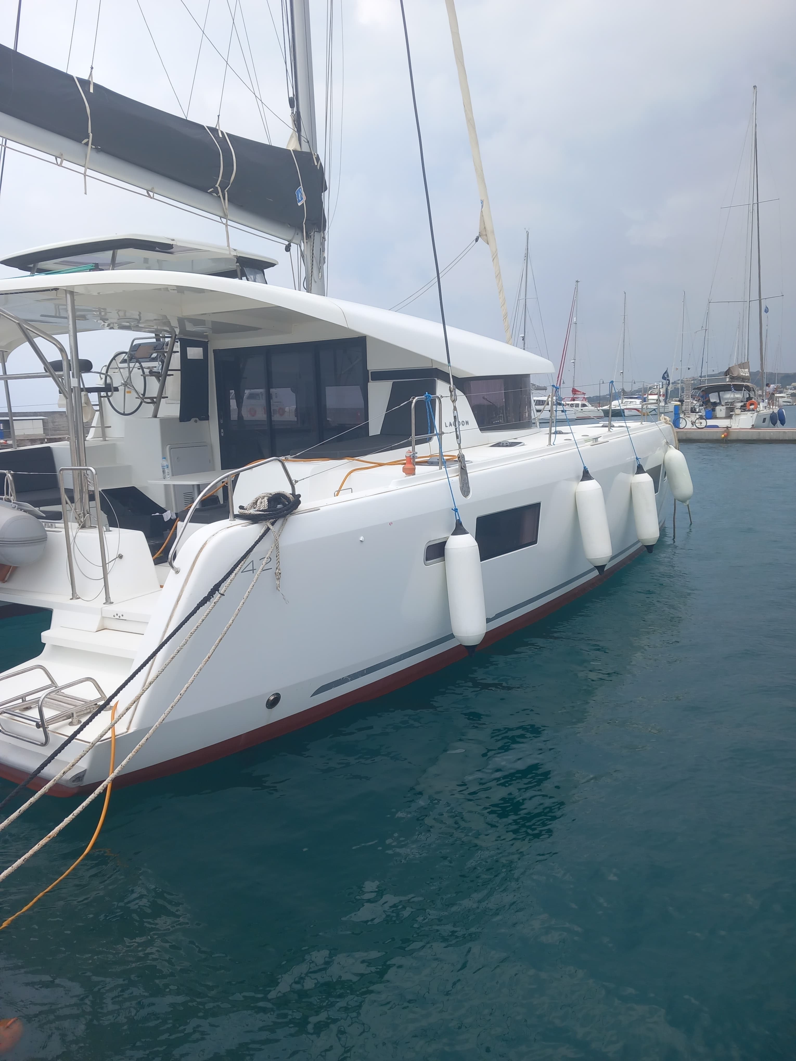 Lagoon 42 Neverland – bilde 2 av 11