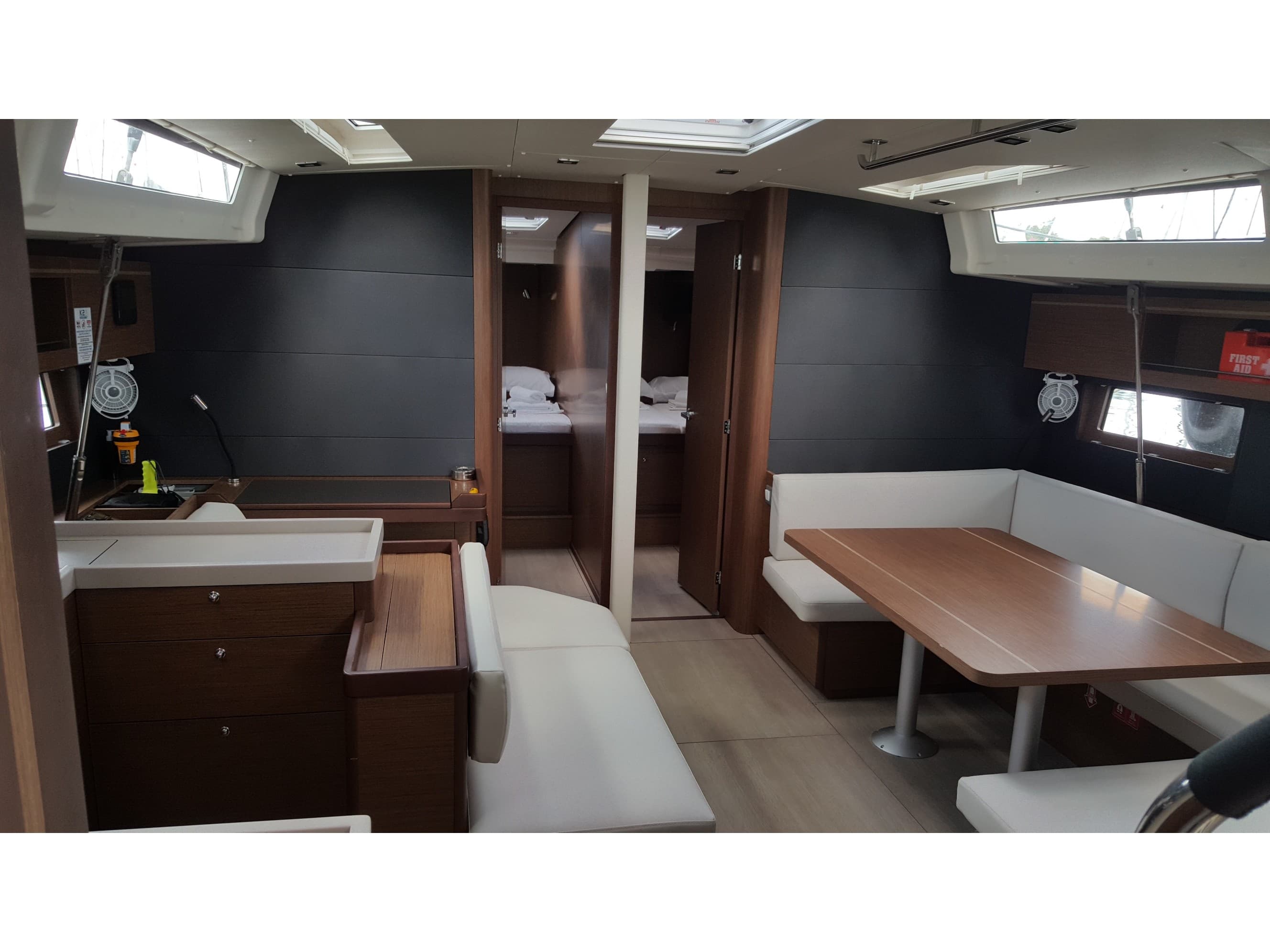 Beneteau Oceanis 51.1 Nicolaos – bilde 4 av 7