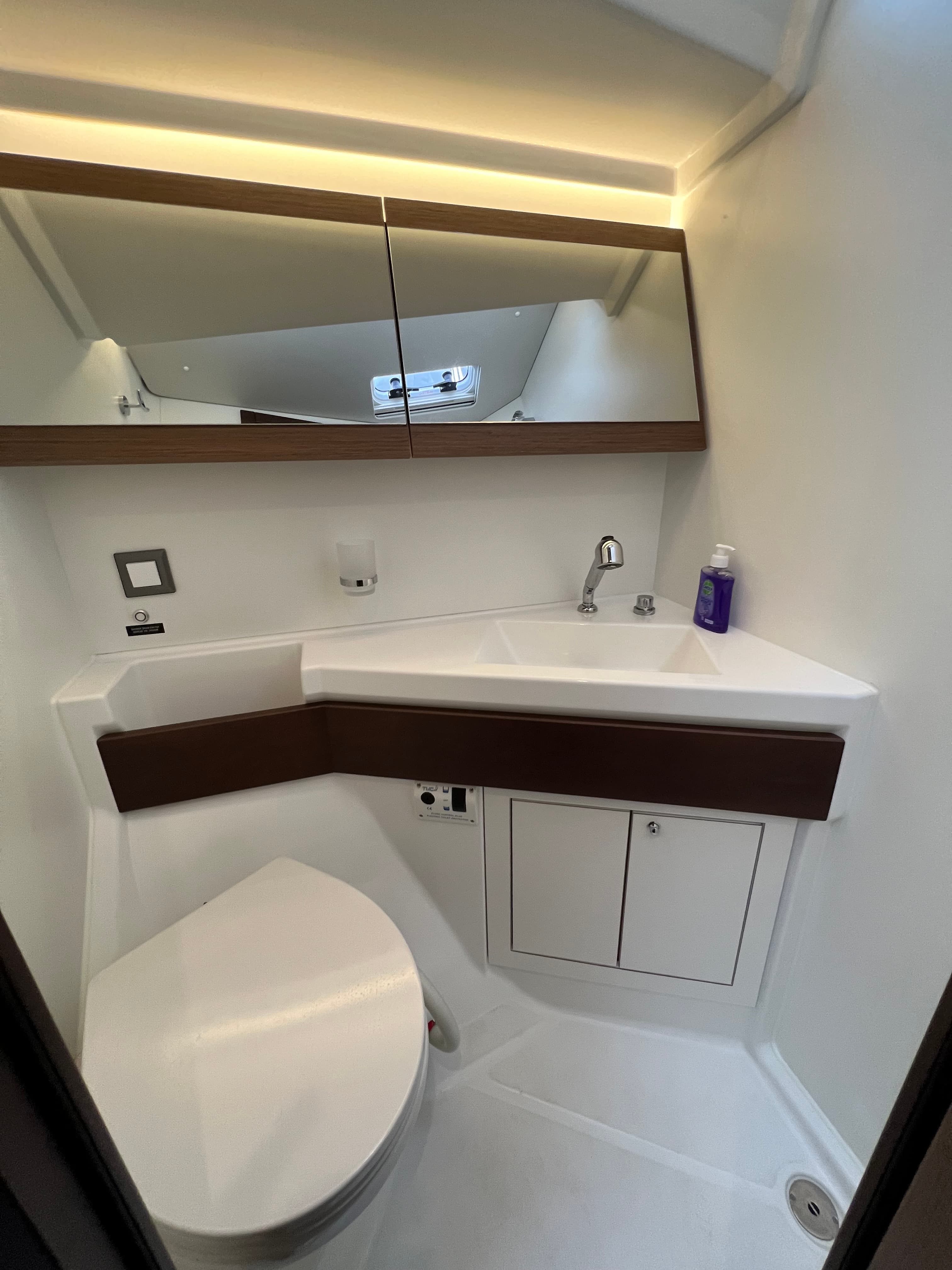 Beneteau Oceanis 46.1 LELLA BELLE – bilde 5 av 15