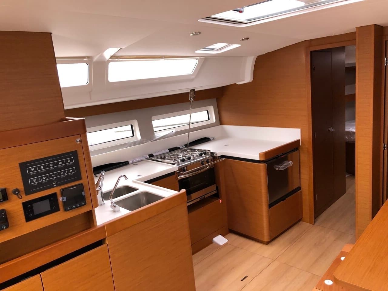 Jeanneau Sun Odyssey 490 Aqua Fun – bilde 2 av 12