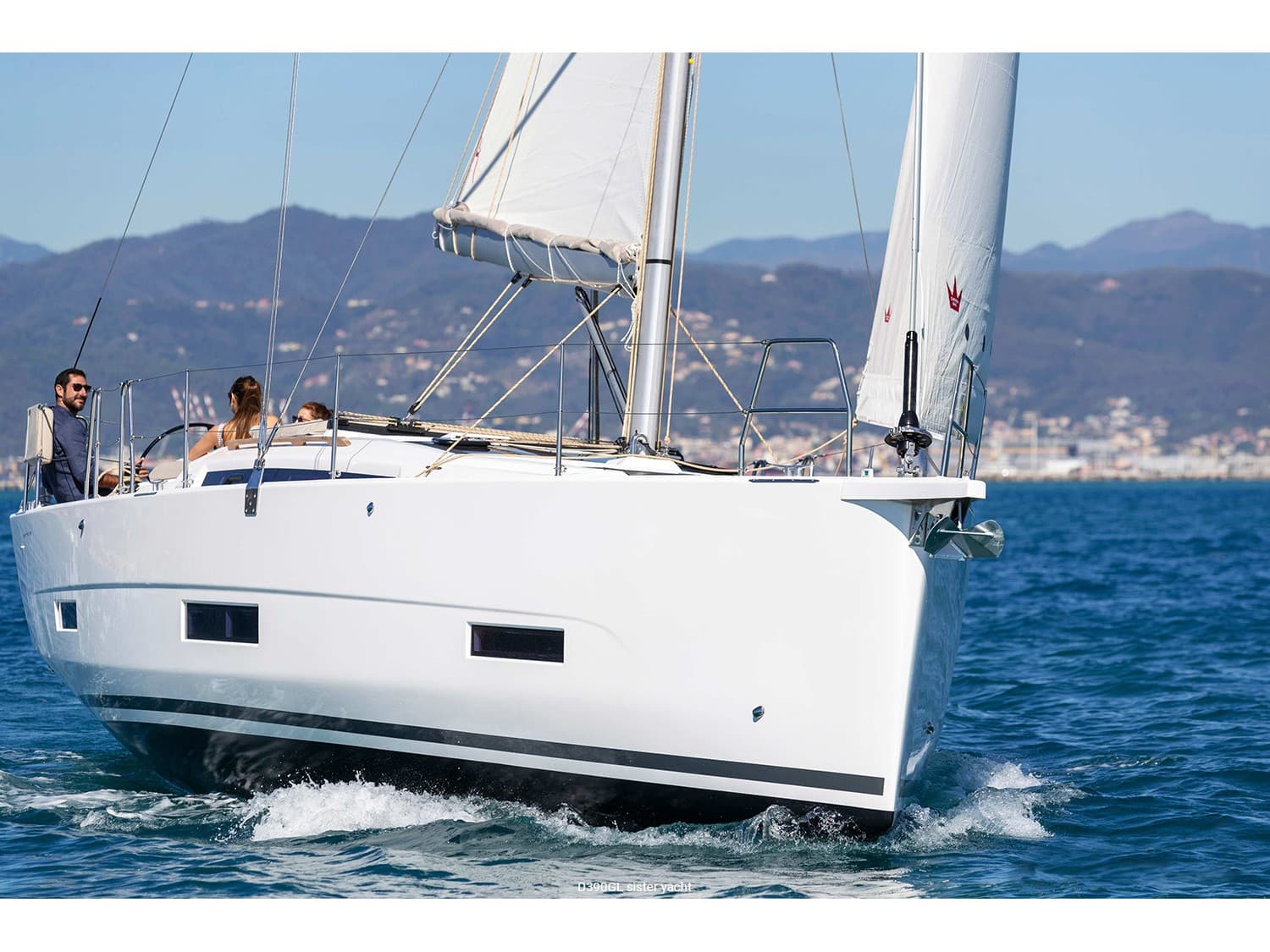 Dufour 390 Easy Living