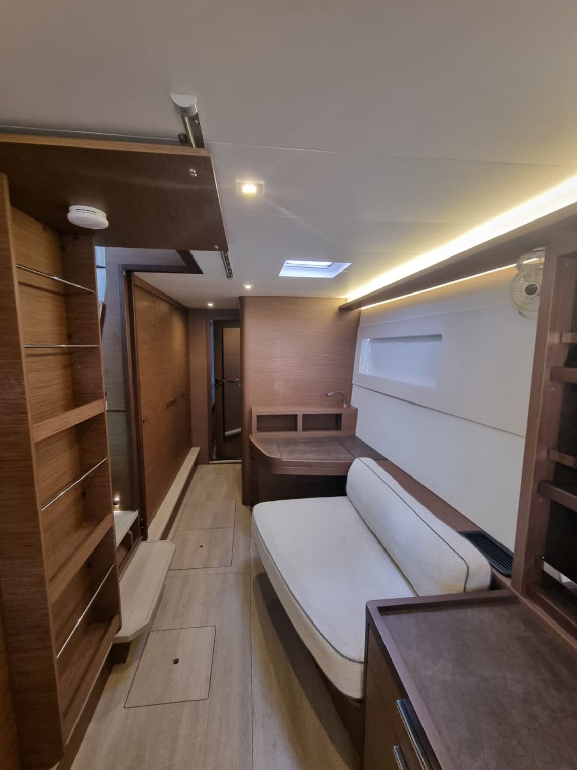 Lagoon 46 Free Bird II – bilde 2 av 14