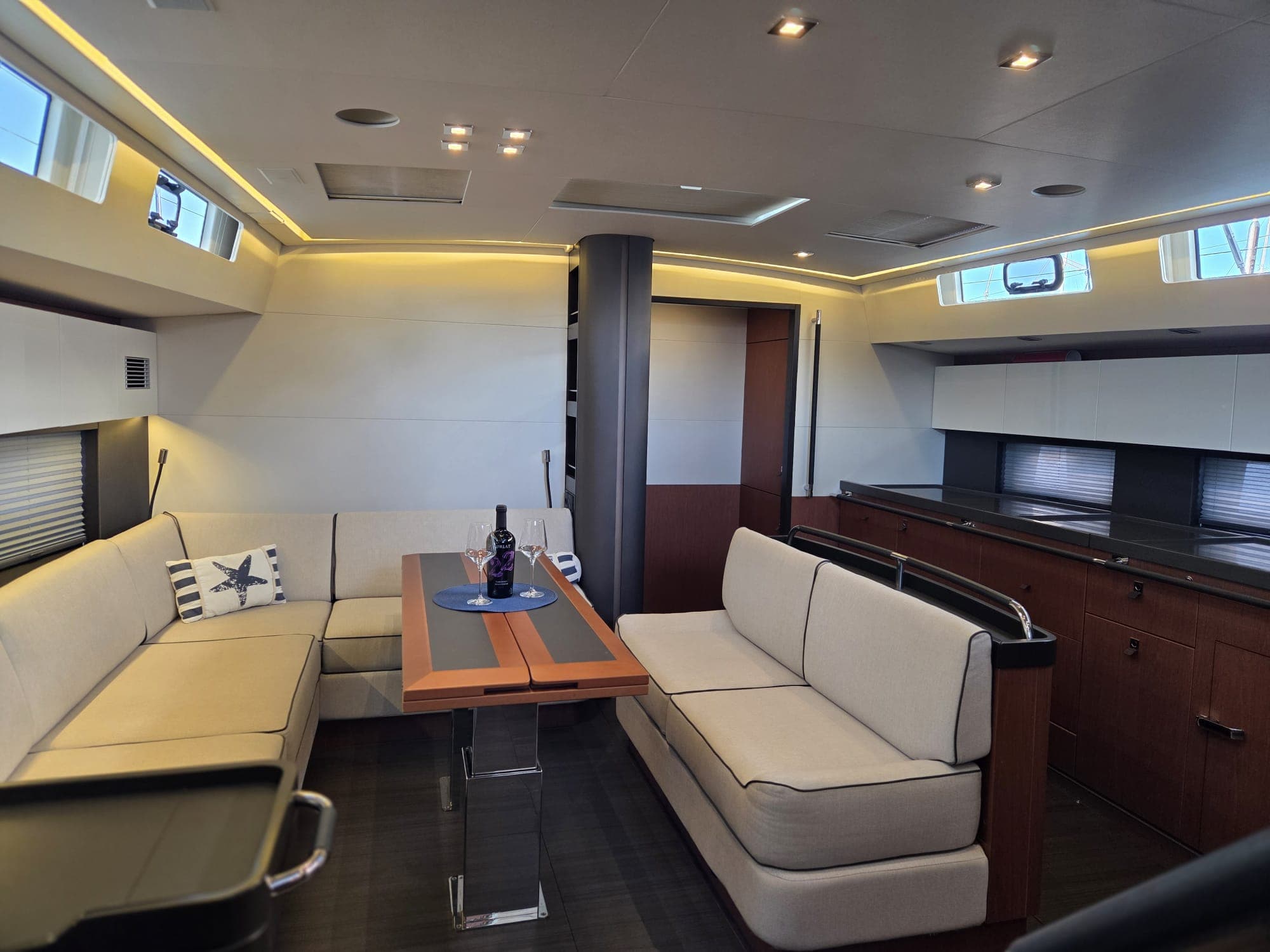 Beneteau Oceanis Yacht 62 OLGA V – bilde 4 av 31