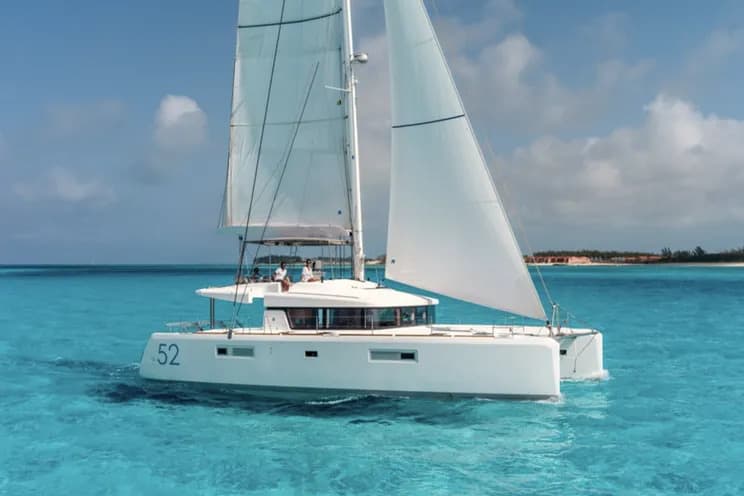Lagoon 52 Queen of Hearts (A/C - Generator - Refit 2022) – bilde 3 av 14