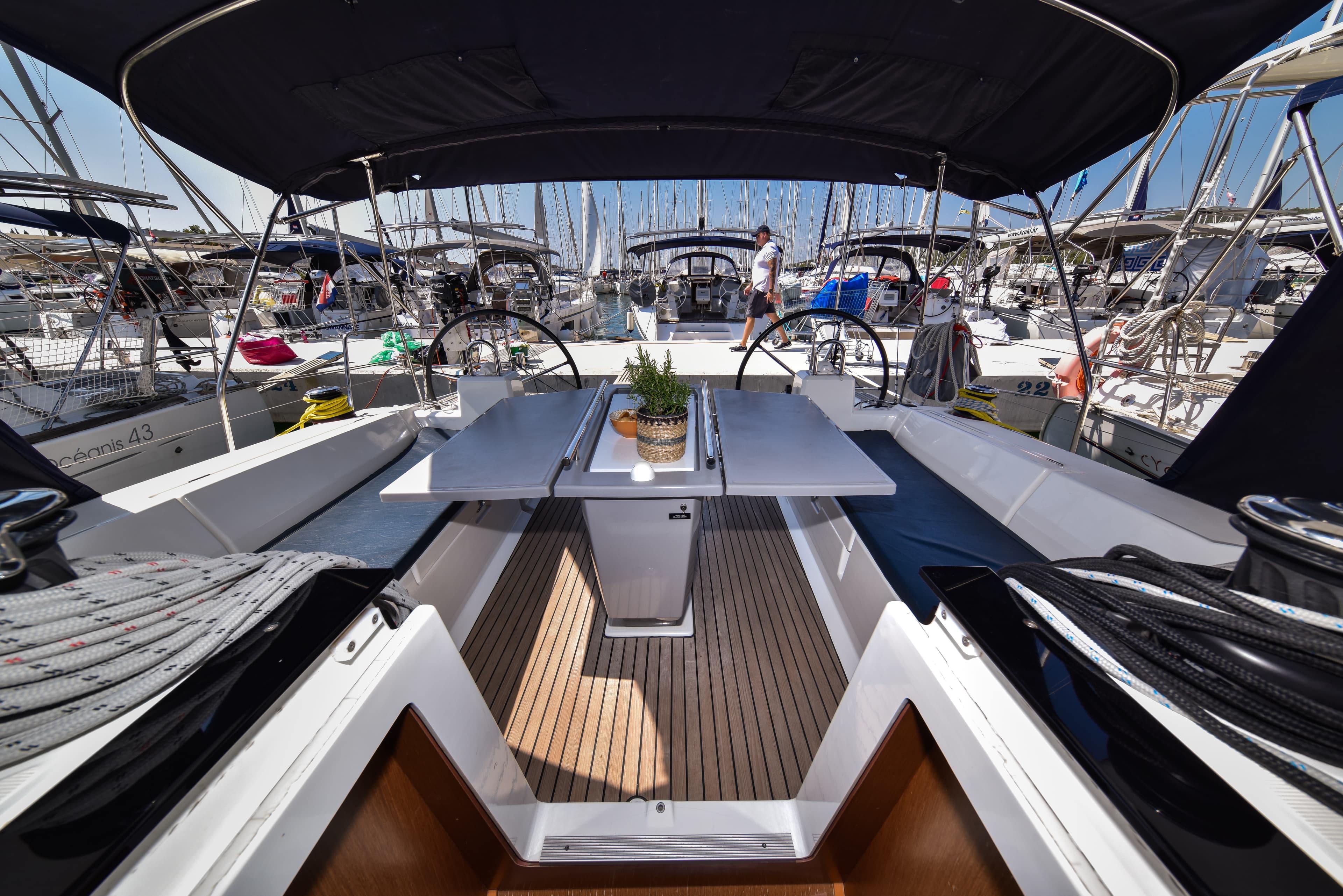 Beneteau Oceanis 41.1 4Play – bilde 3 av 50