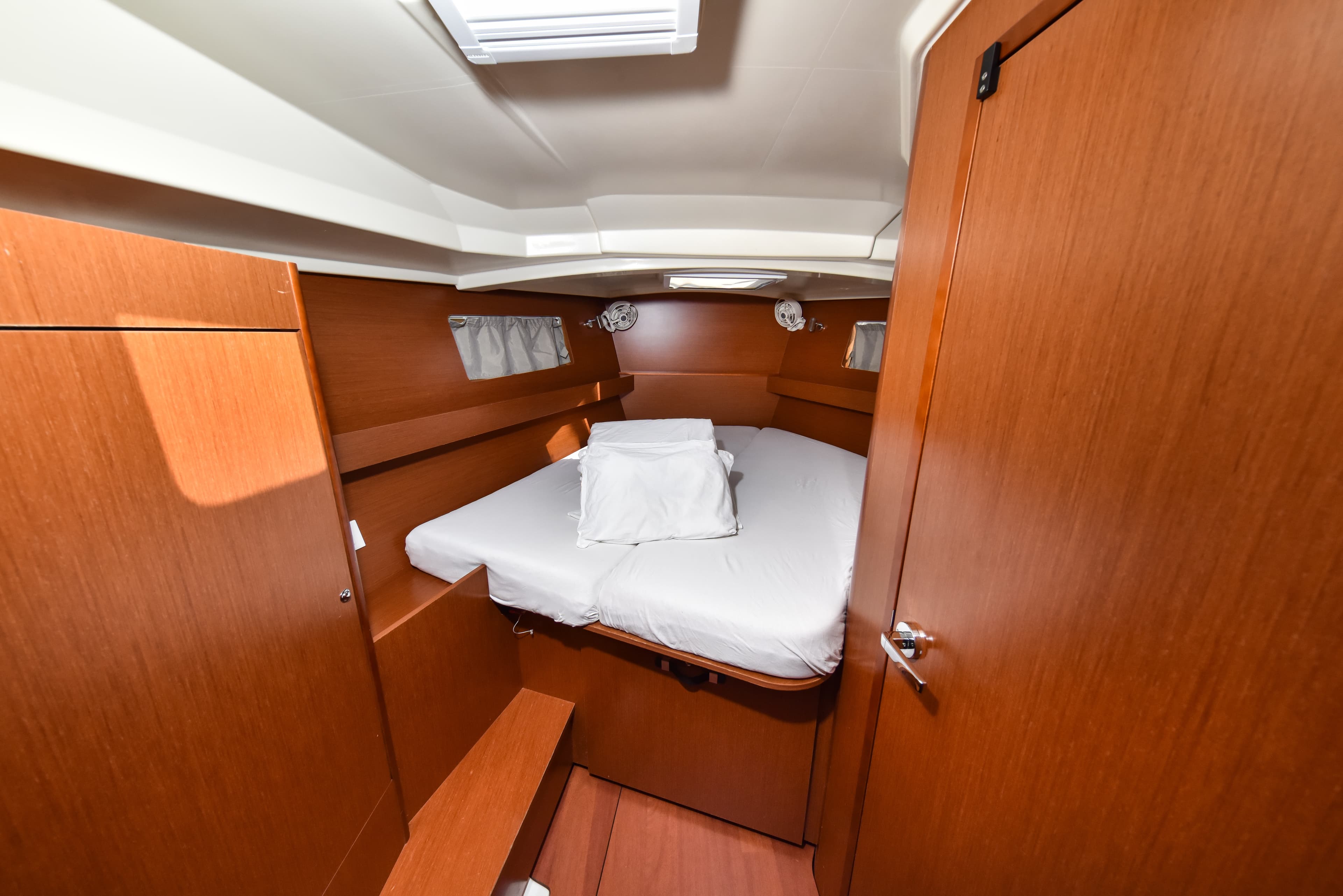 Beneteau Oceanis 41.1 4Play – bilde 5 av 50