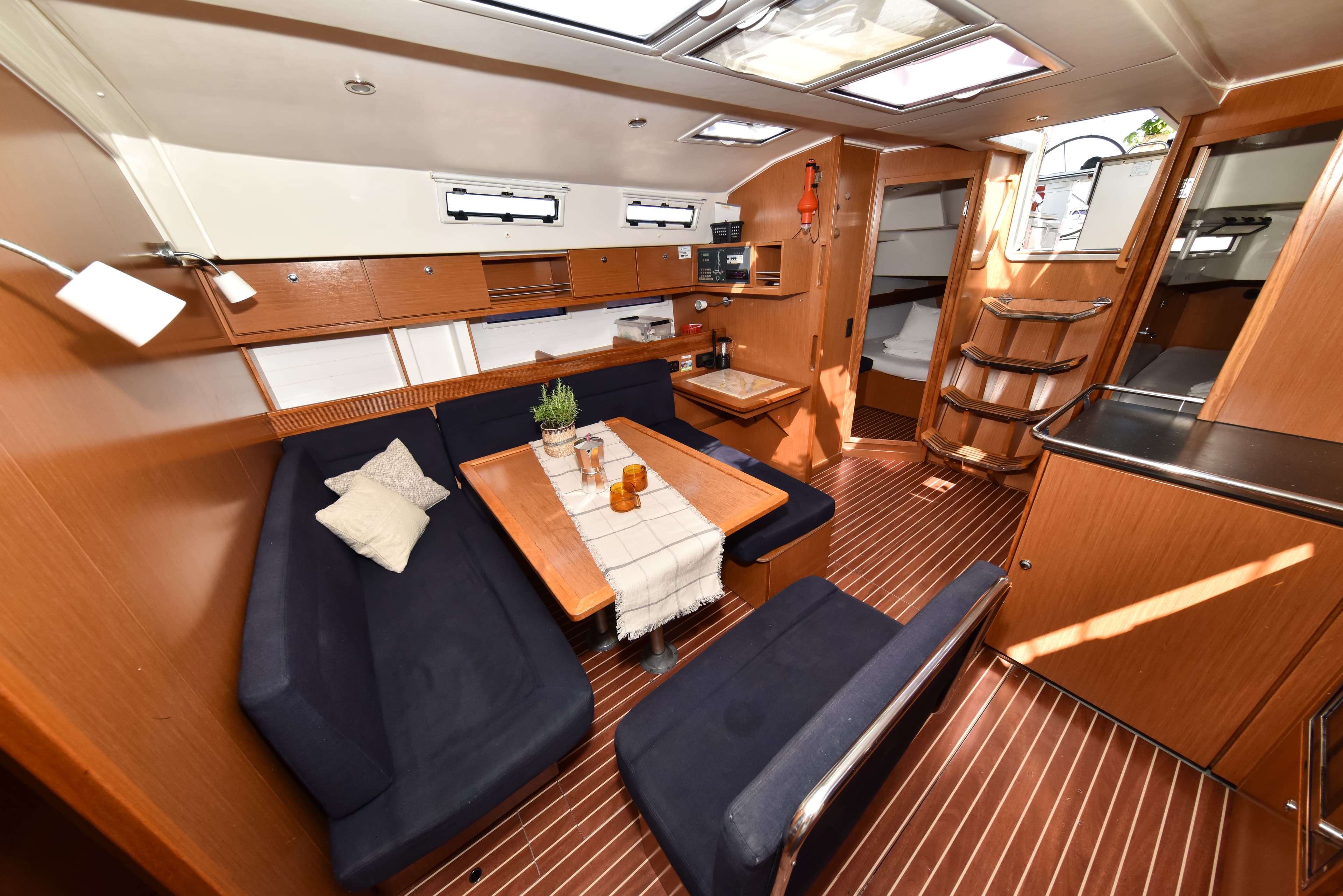 Bavaria Cruiser 45 Controvento – bilde 4 av 58
