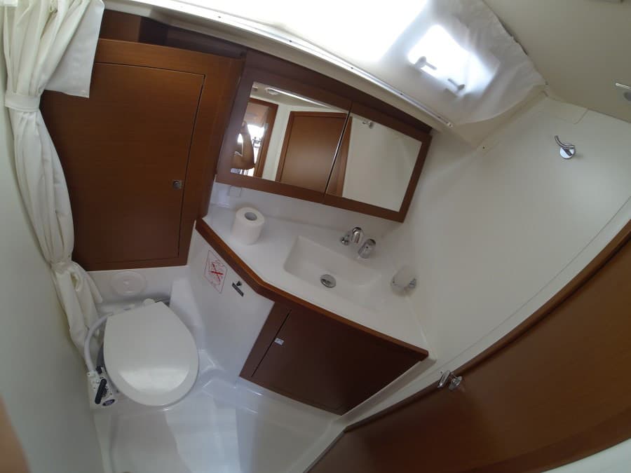 Beneteau Oceanis 45 Neška II – bilde 5 av 24