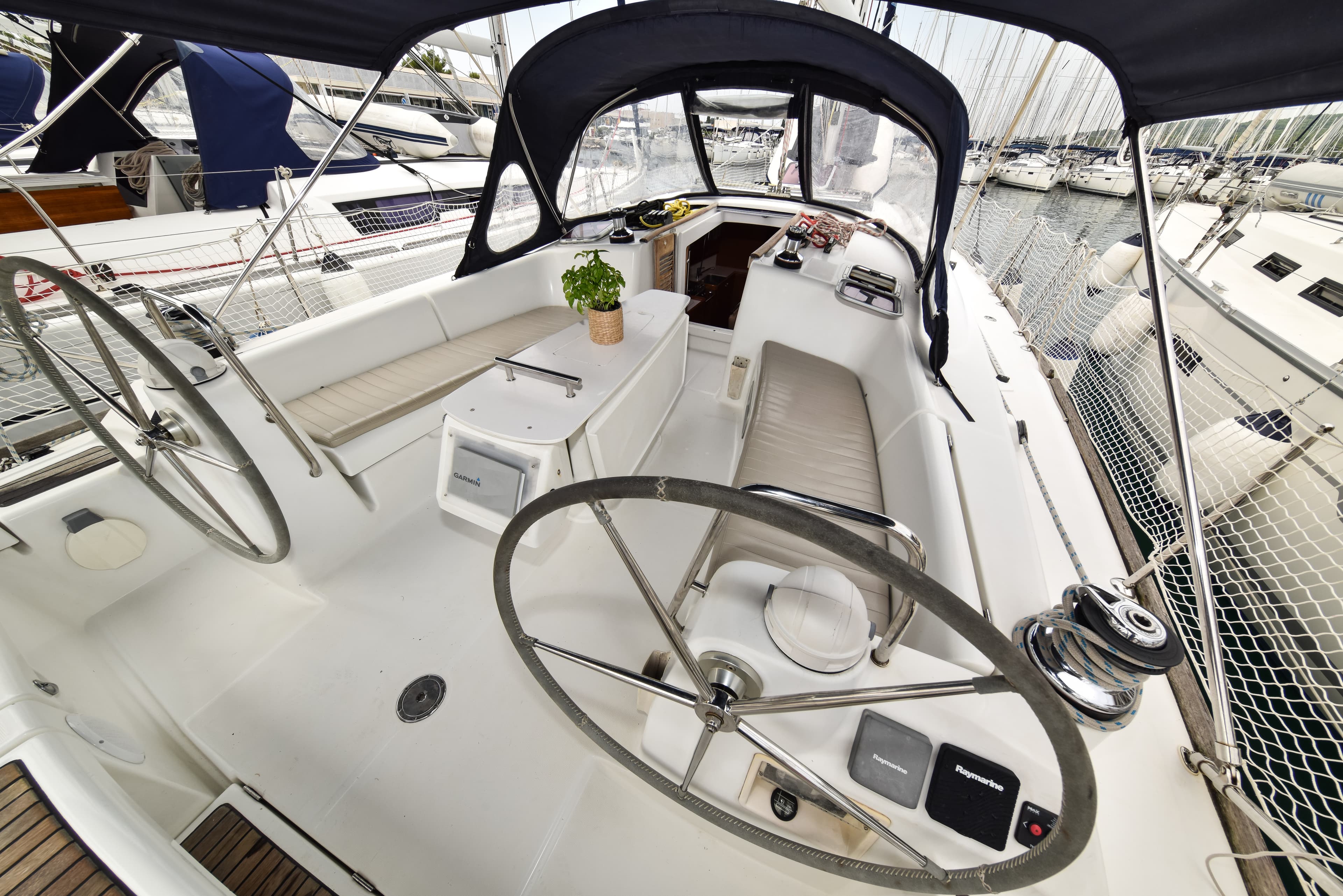 Beneteau Oceanis 43 Playmaker – bilde 4 av 46