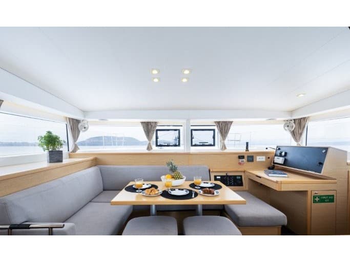 Lagoon 400 S2 Seaker – bilde 2 av 11