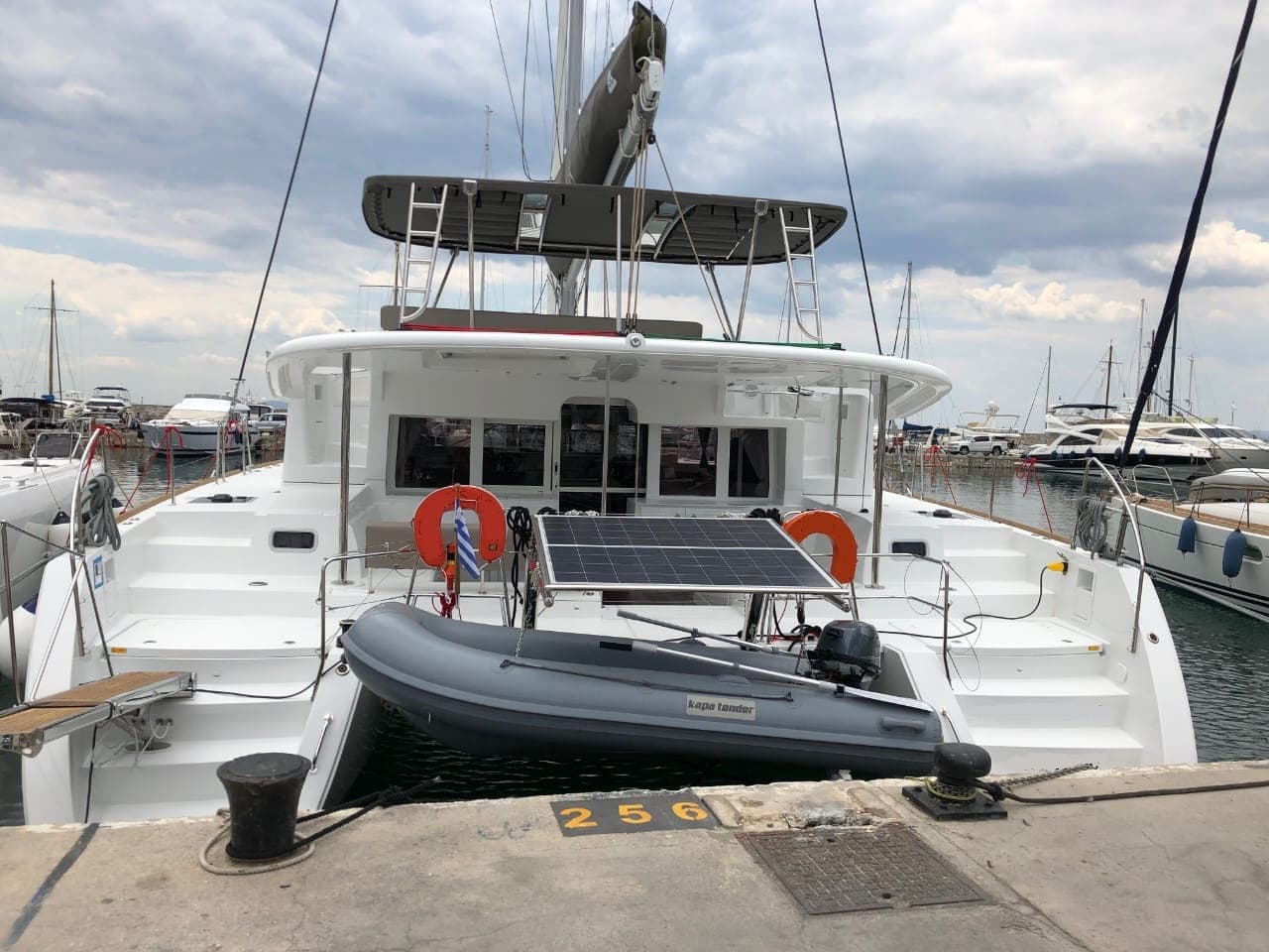 Lagoon 450 Fly Aristofanis