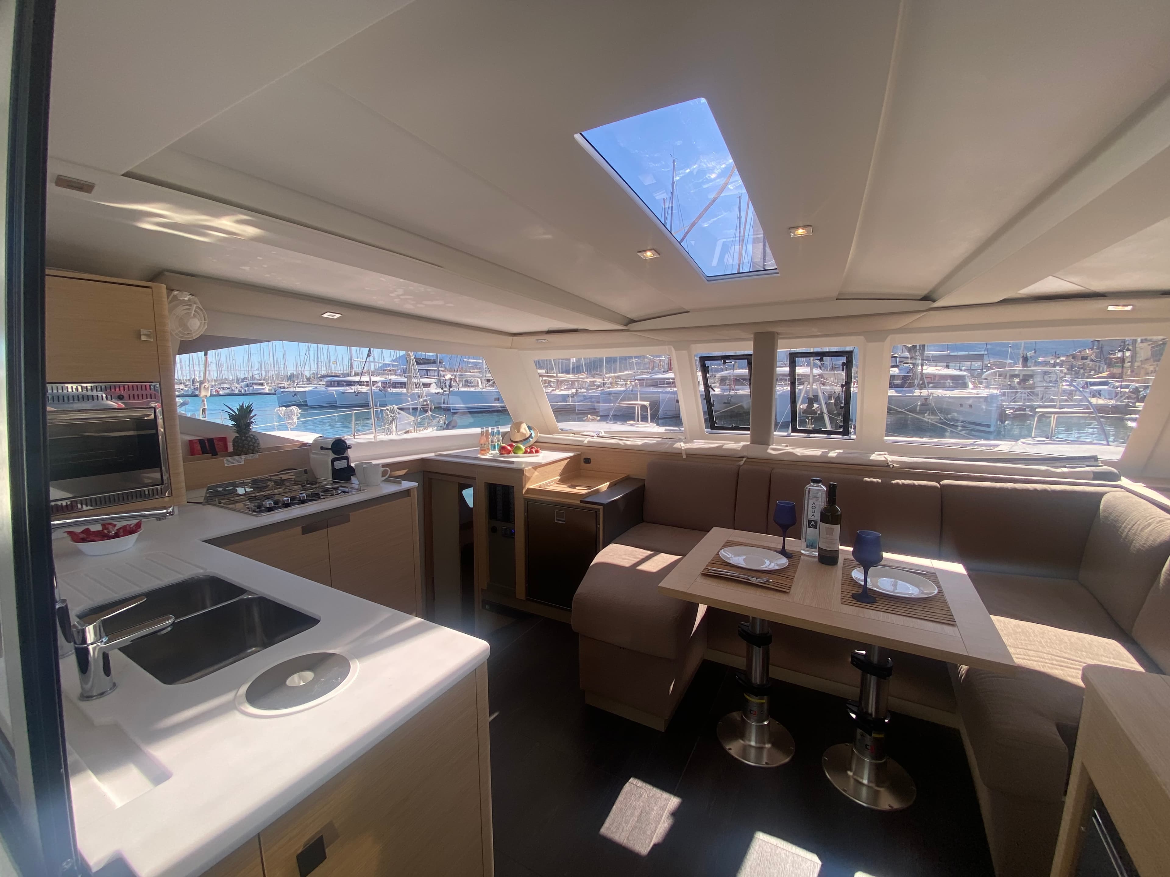 Fountaine Pajot Isla 40 ELIA – bilde 2 av 27