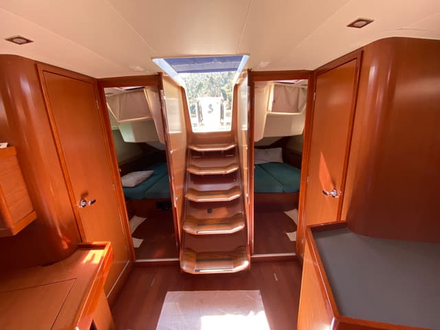 Beneteau Oceanis 45 Kaali – bilde 2 av 16