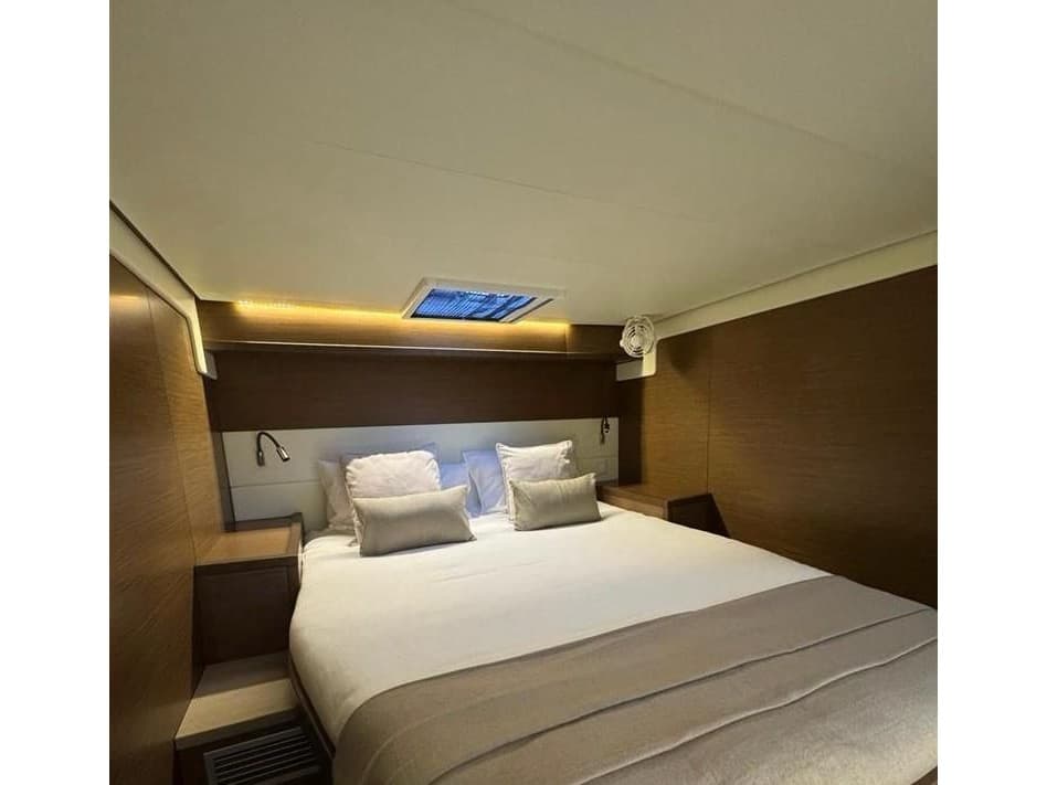 Lagoon 52F DELUXE – bilde 2 av 3
