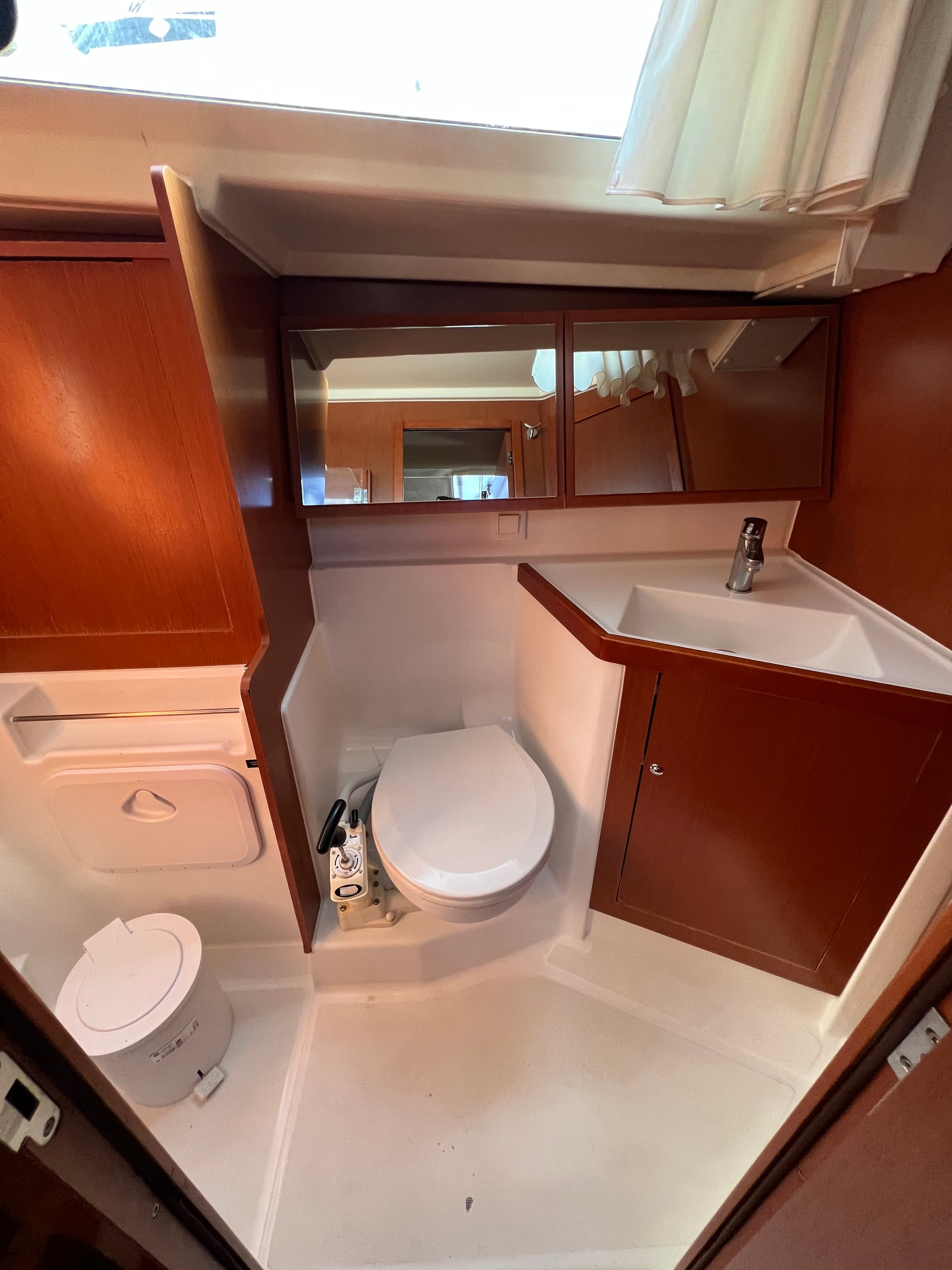 Beneteau Oceanis 41.1 Ocyrhoe – bilde 2 av 15