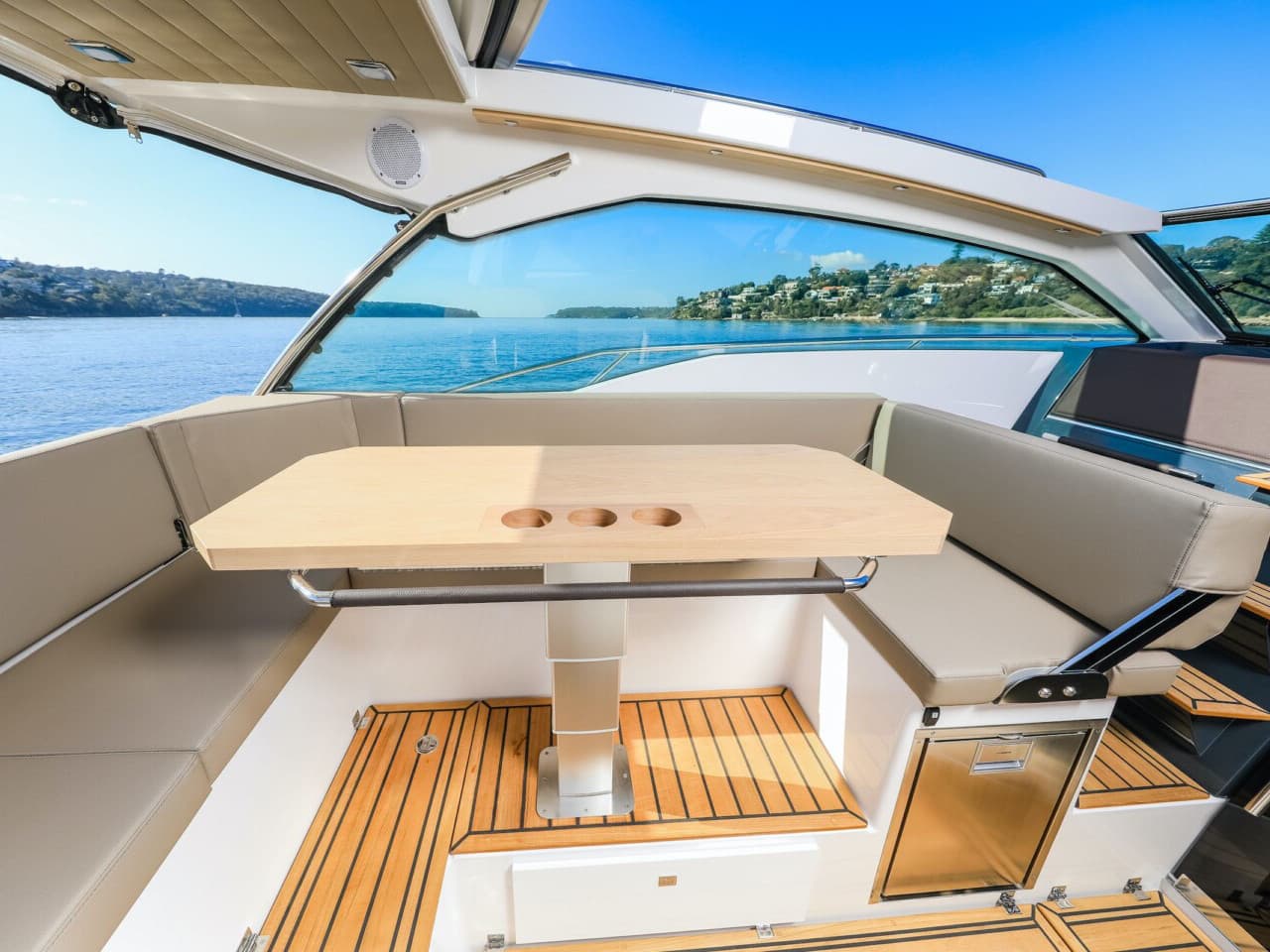 Bella Flipper 900 ST – bilde 4 av 25