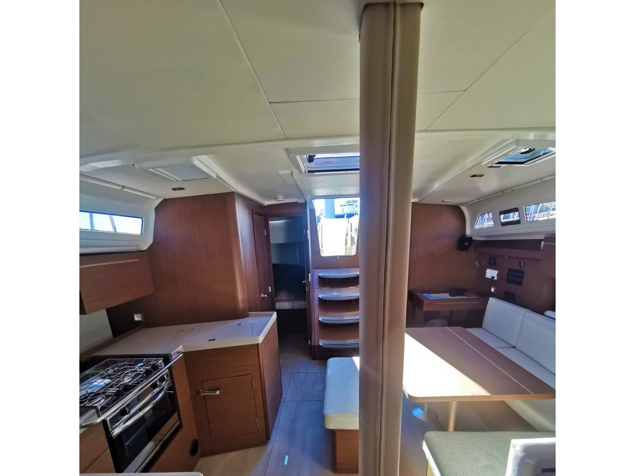 Beneteau Oceanis 40.1 DORY – bilde 2 av 11