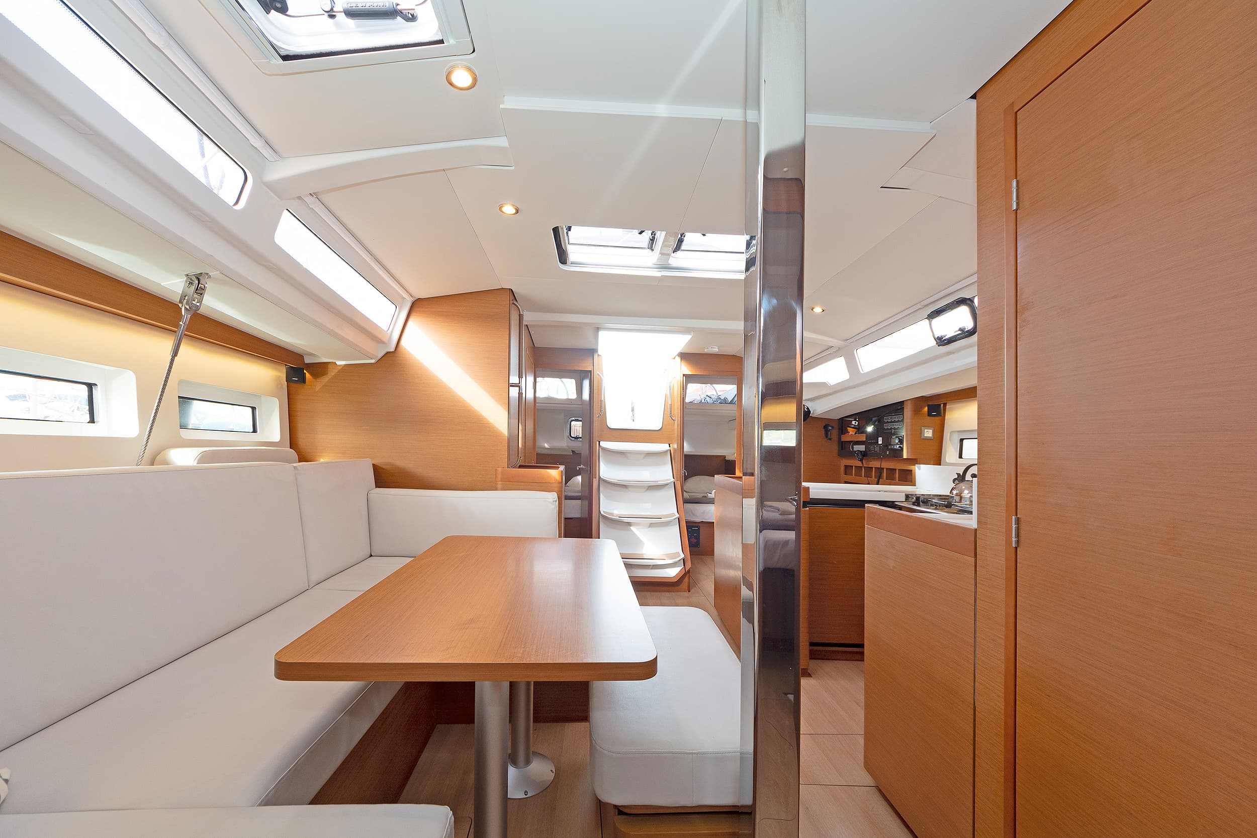 Jeanneau Sun Odyssey 440 Jolly Roger – bilde 3 av 12