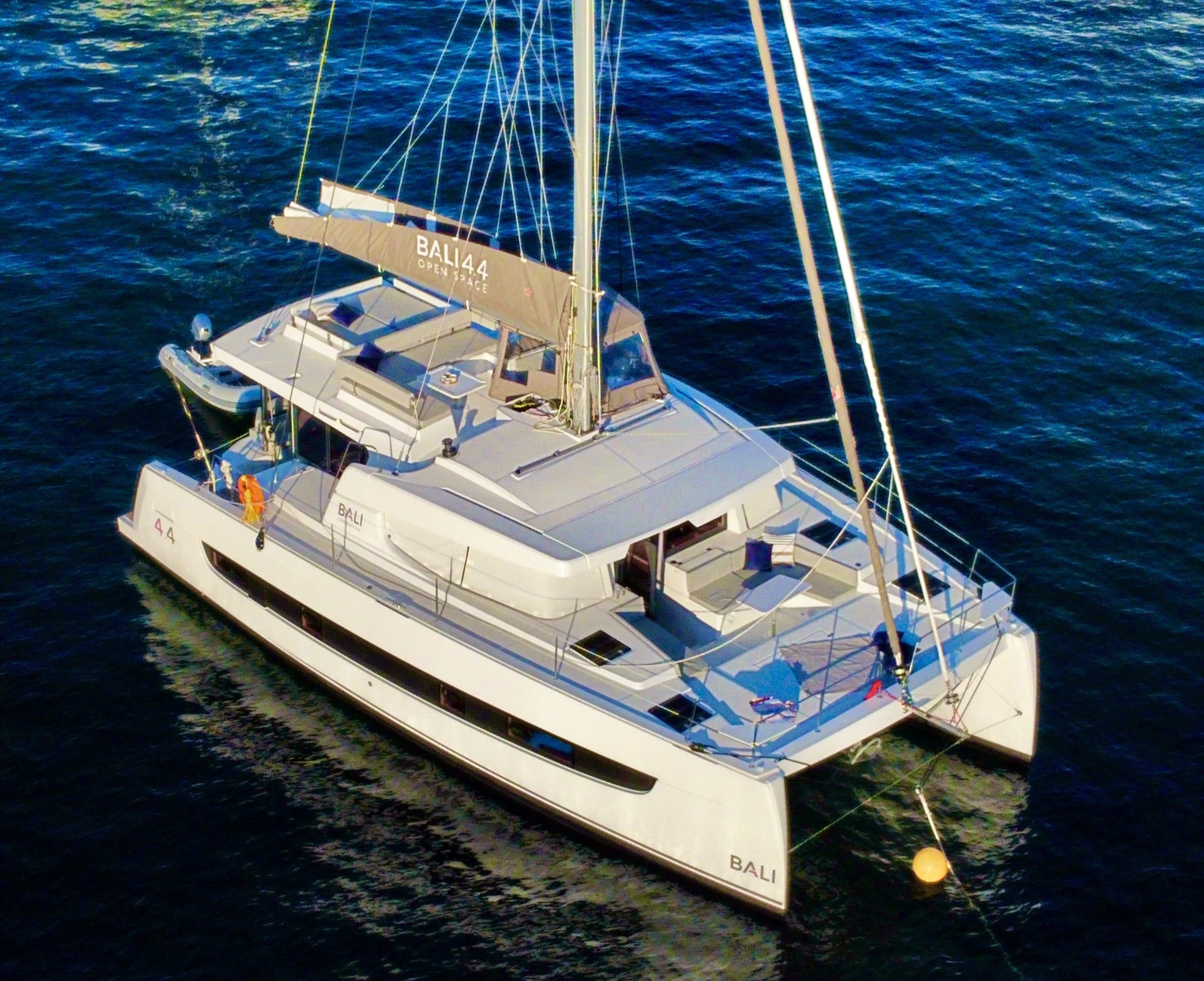 Bali 4.4 BLISS LUXURY CATAMARAN – bilde 4 av 18