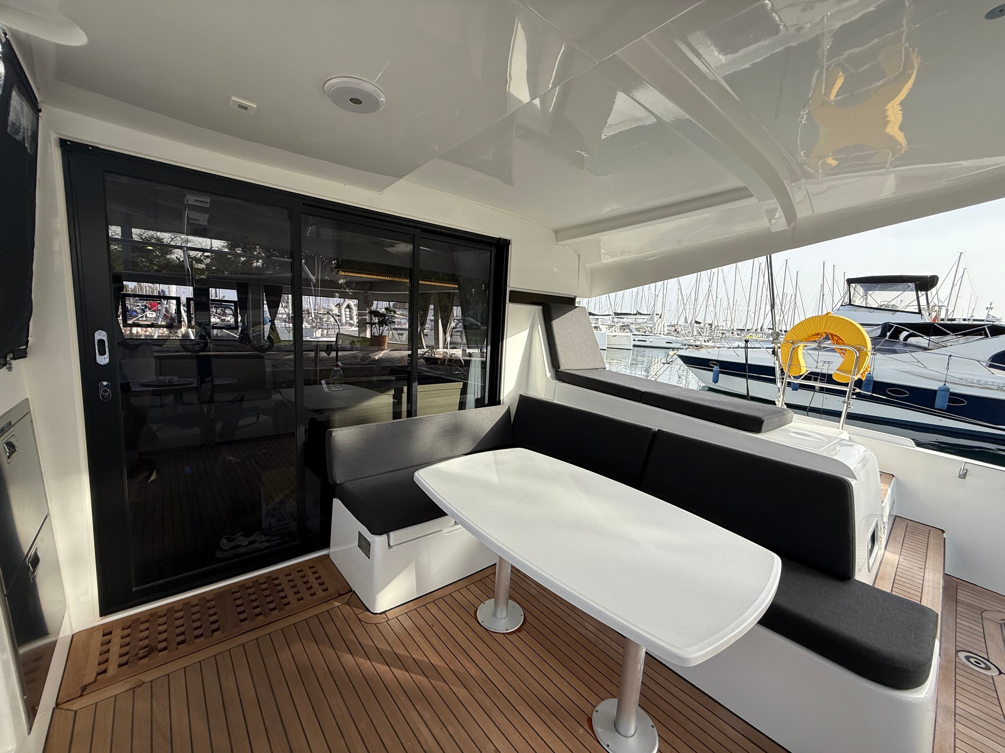 Lagoon 42 Bellatrix (A/C,Electric Heads) – bilde 2 av 10