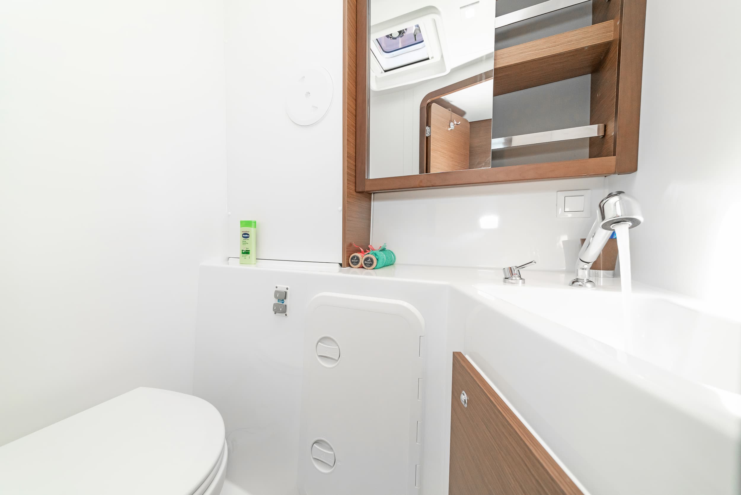 Lagoon 42 Aurora – bilde 5 av 18