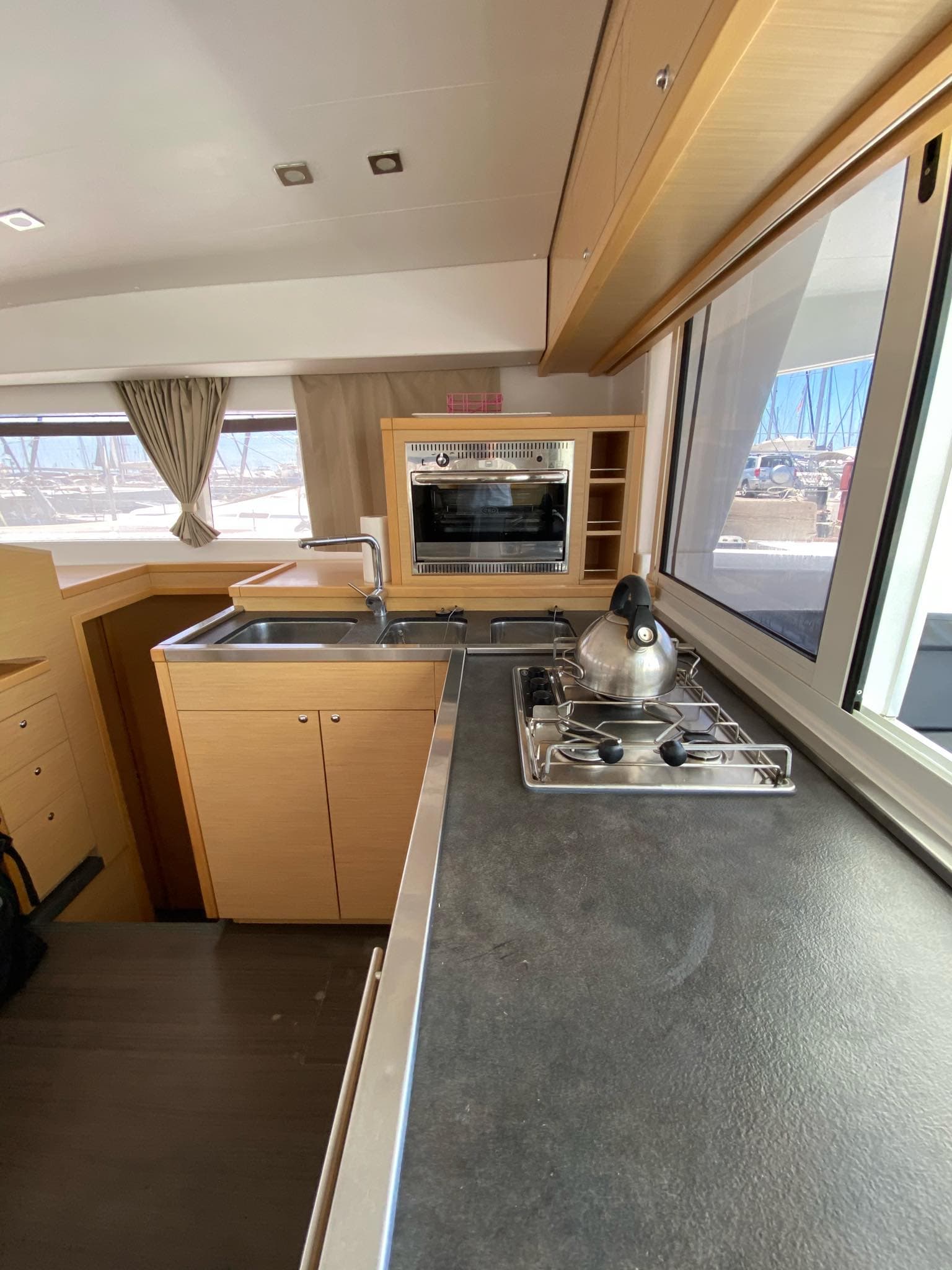 Lagoon 400 S2 CHRISTINA – bilde 2 av 12