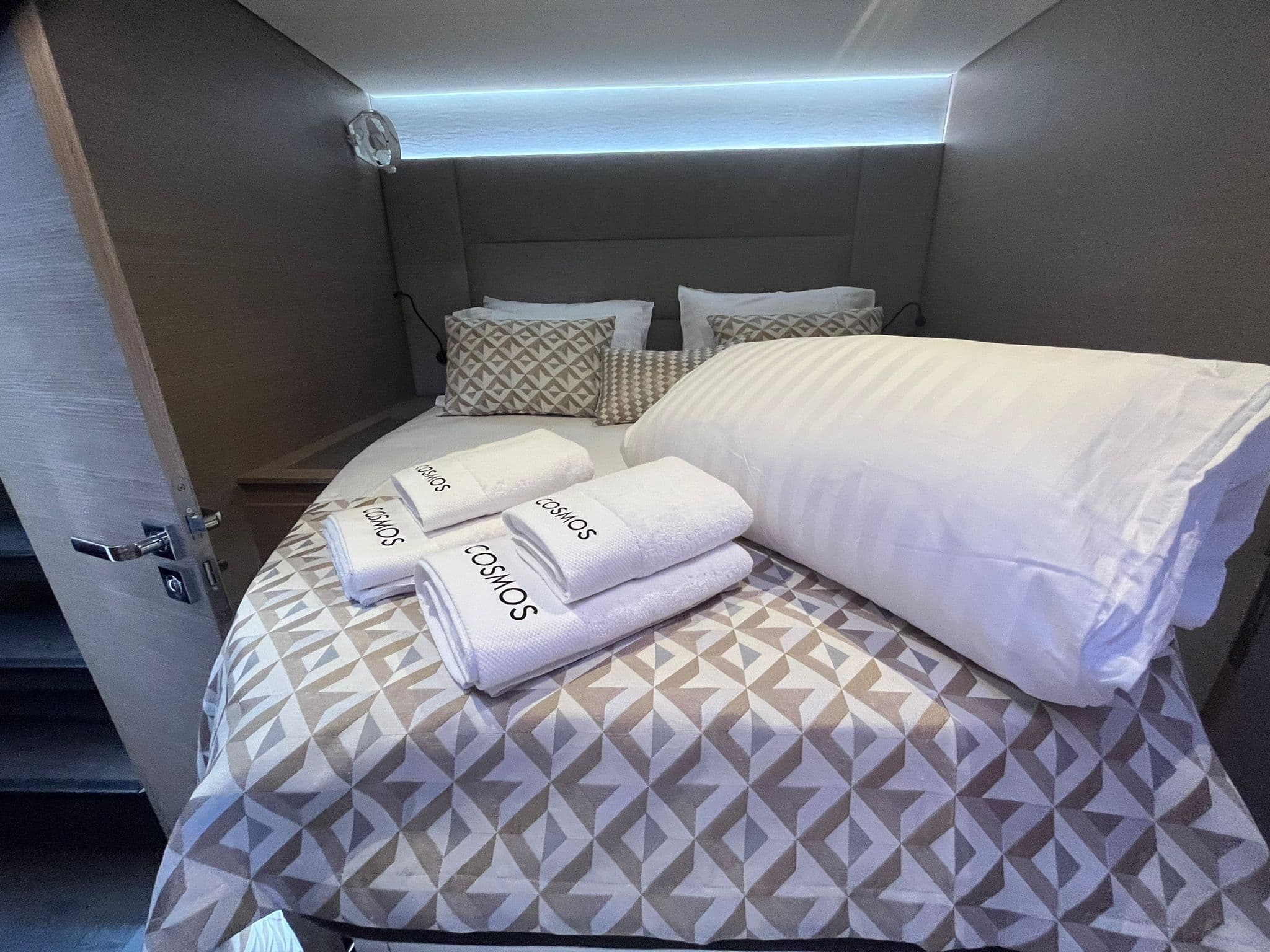 Fountaine Pajot Aura 51 COSMOS – bilde 5 av 31