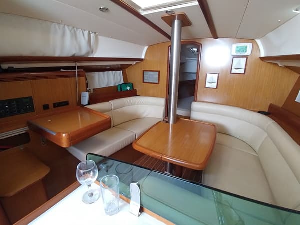 Jeanneau Sun Odyssey 36i Catrina – bilde 4 av 24