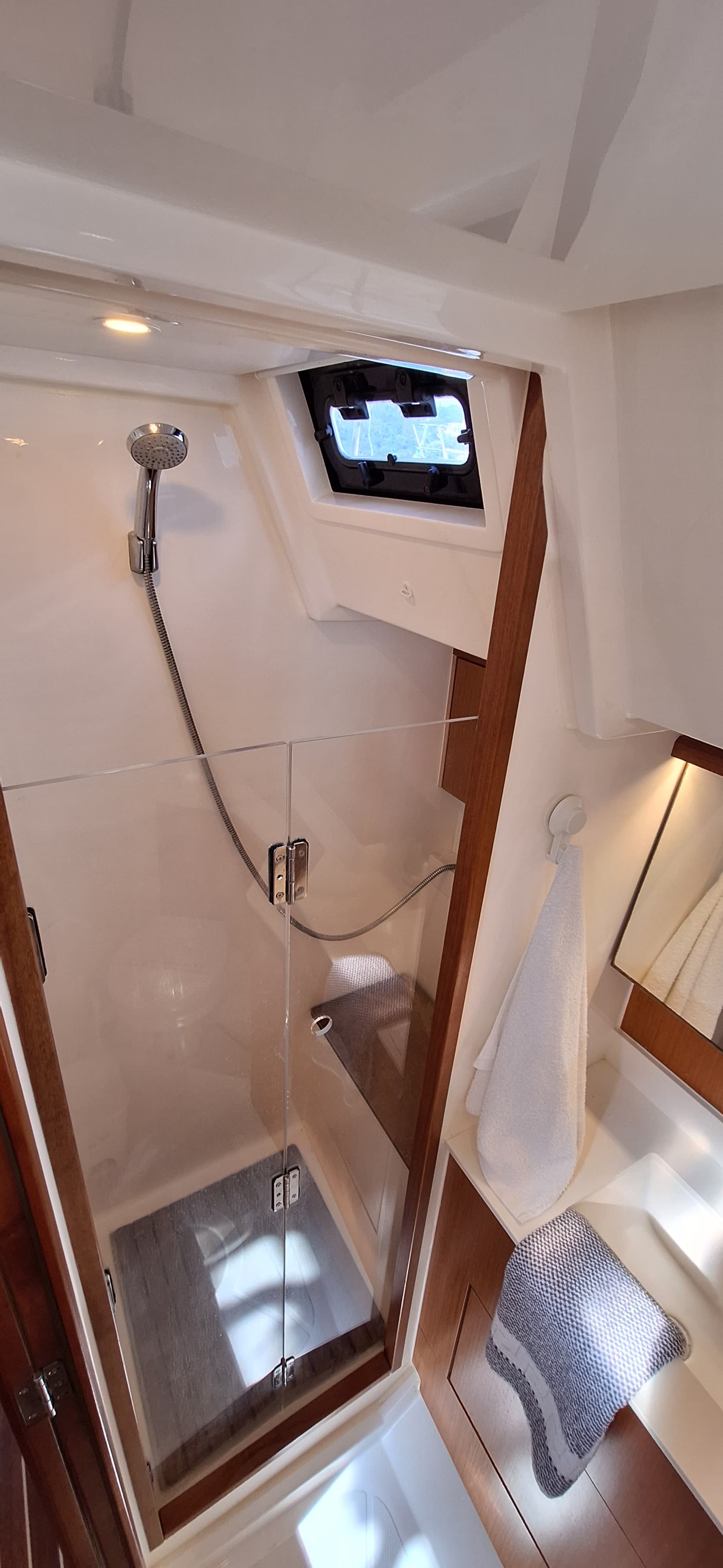 Bavaria C45 – bilde 4 av 11