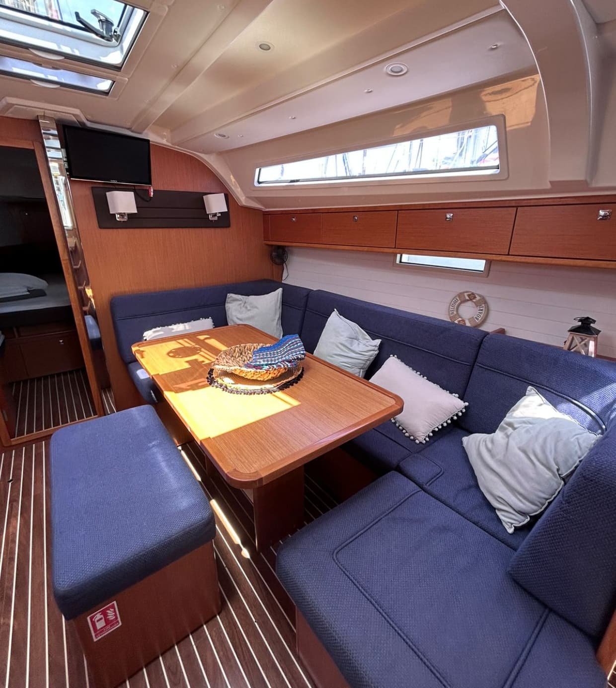 Bavaria 41 Cruiser SAKE – bilde 2 av 11