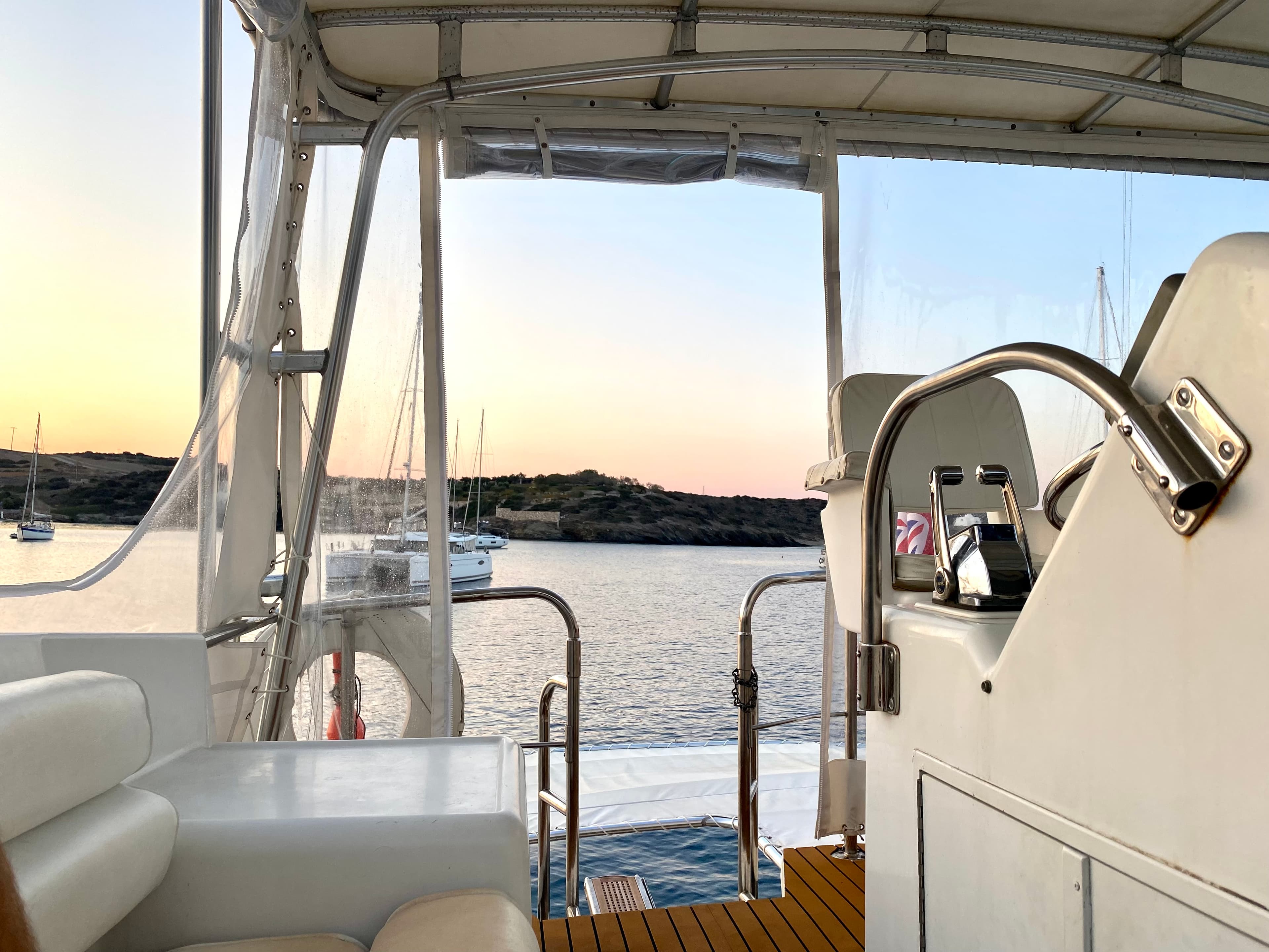 Hatteras 50 Convertible Tipejyas – bilde 3 av 28