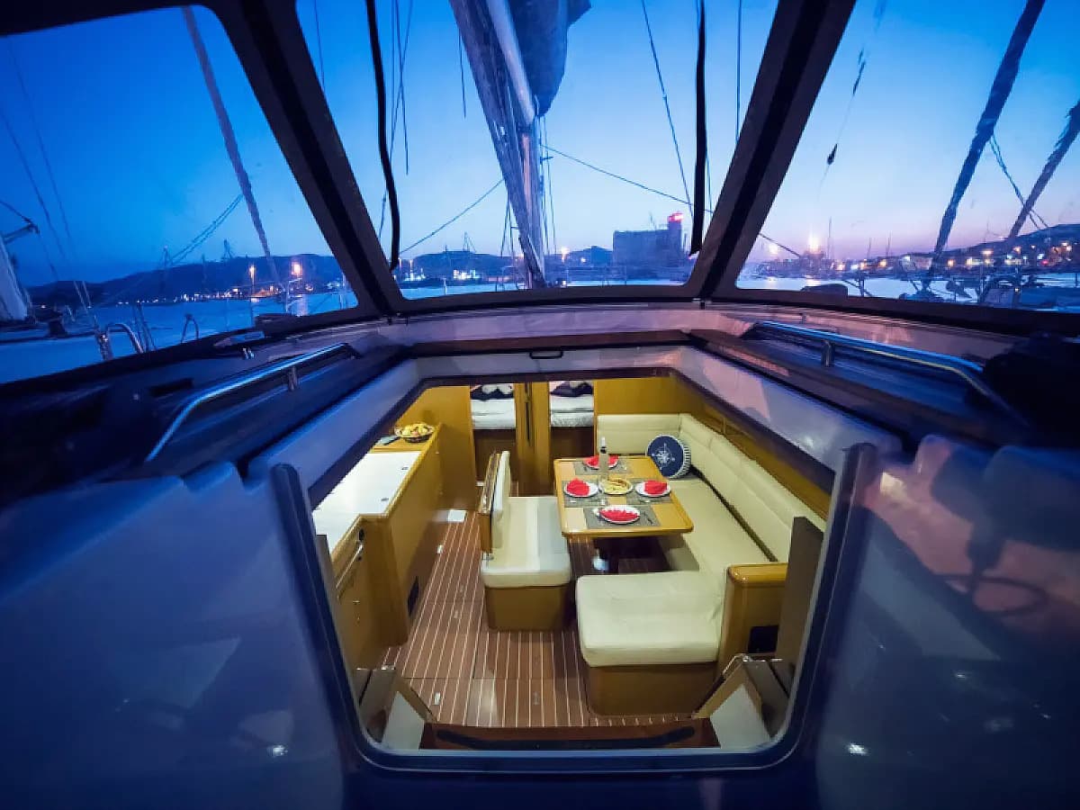 Jeanneau Sun Odyssey 44 i Eleni – bilde 4 av 15